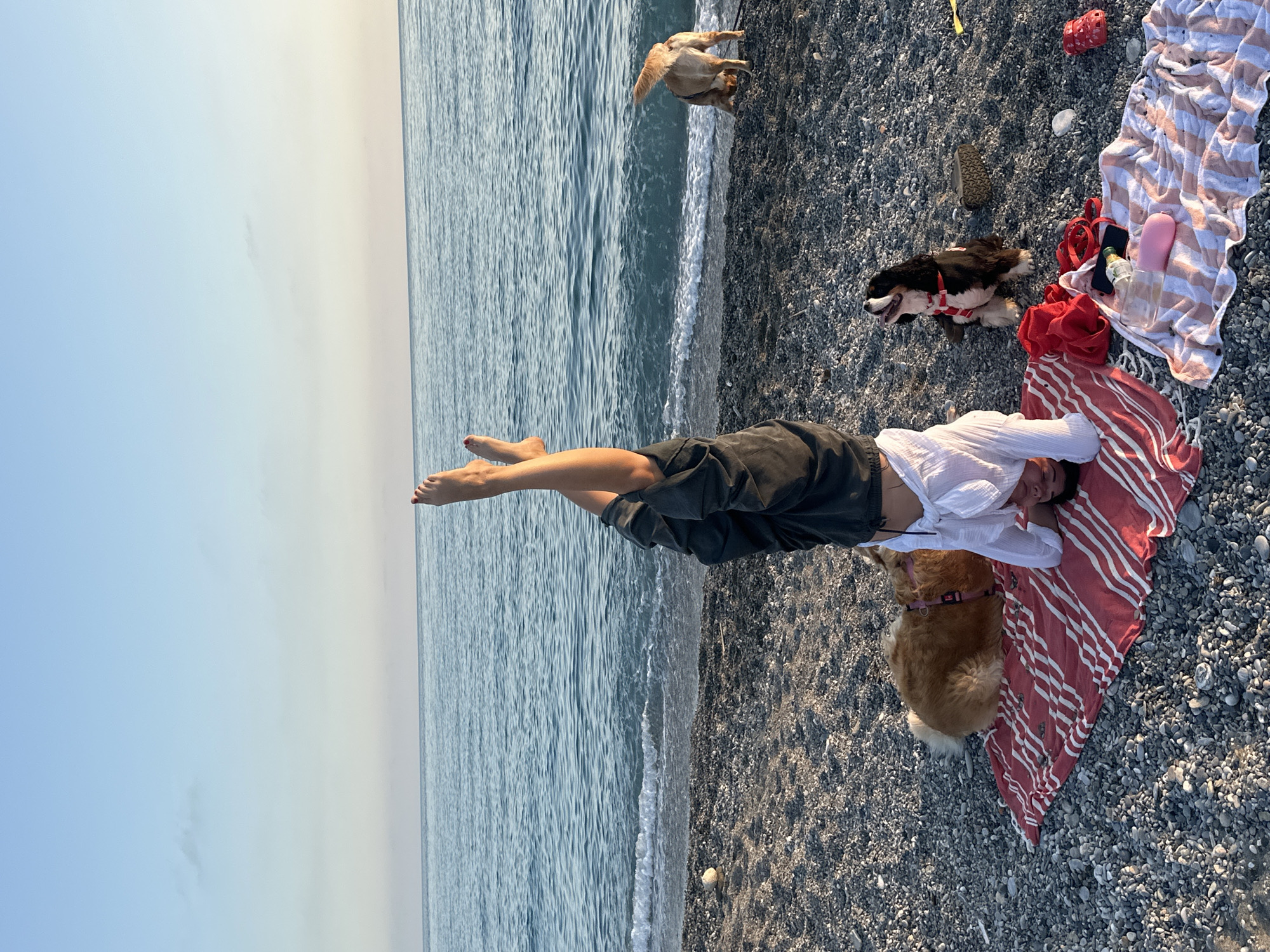 Beach activities and relaxation captured in Alanya, Turkey