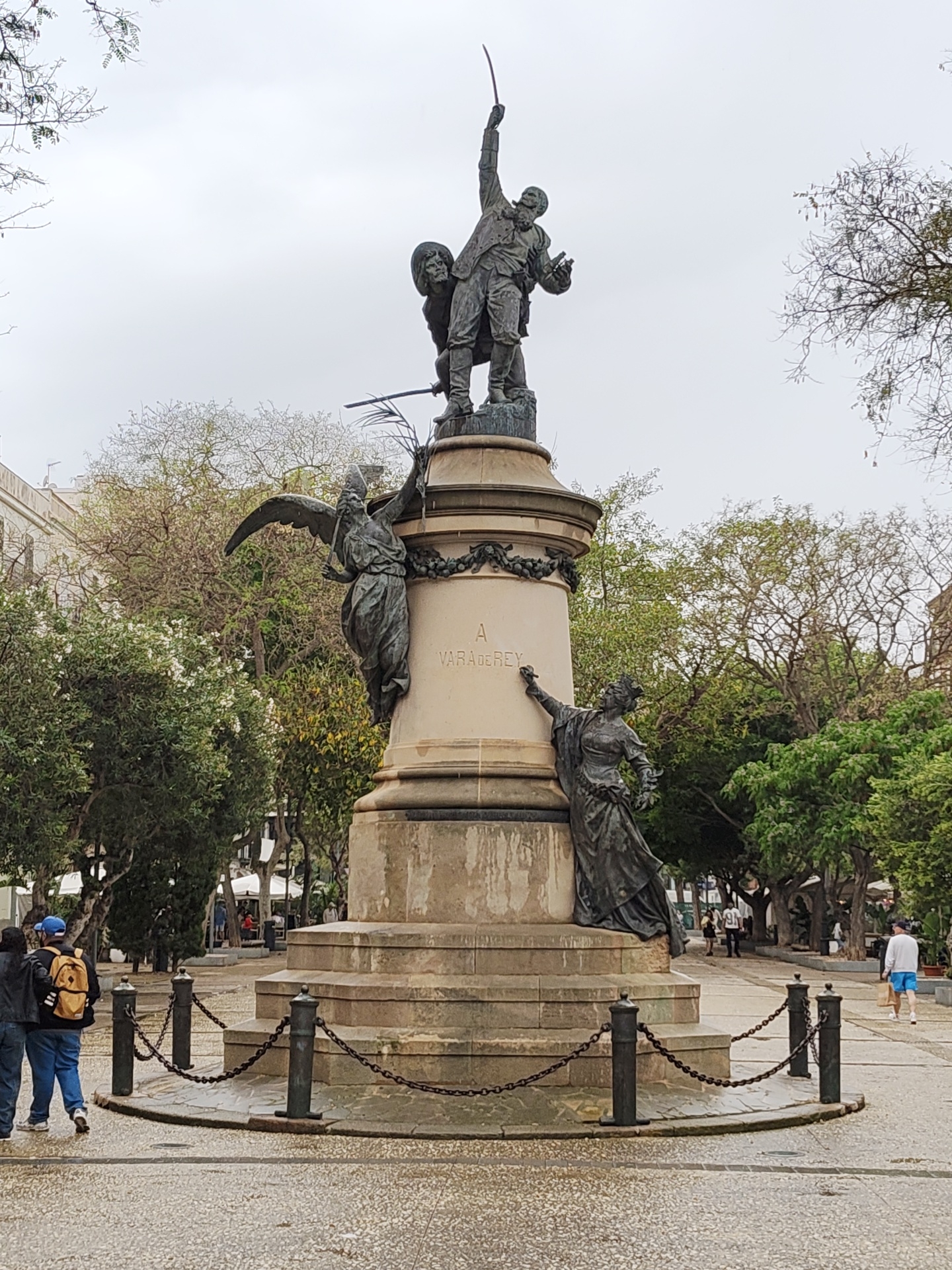 Everyday scenes captured across Eivissa public spaces during overcast afternoon