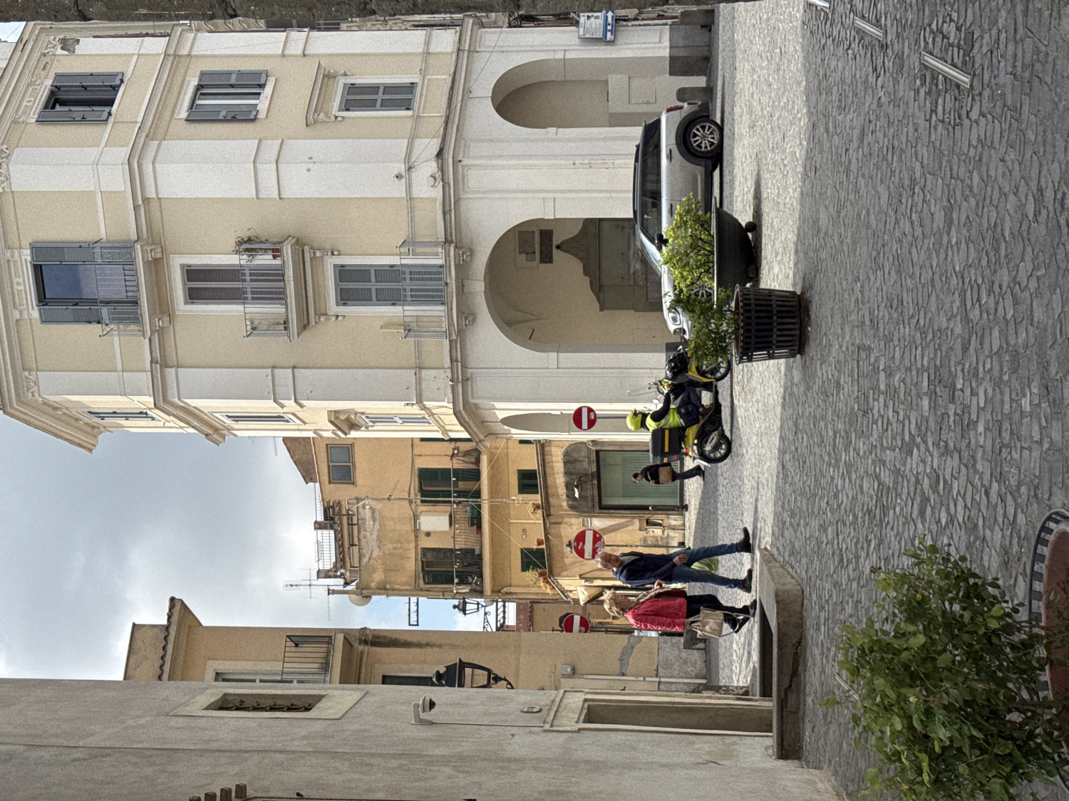 Ordinary Tuesday morning moments documented in Ariccia, Italy