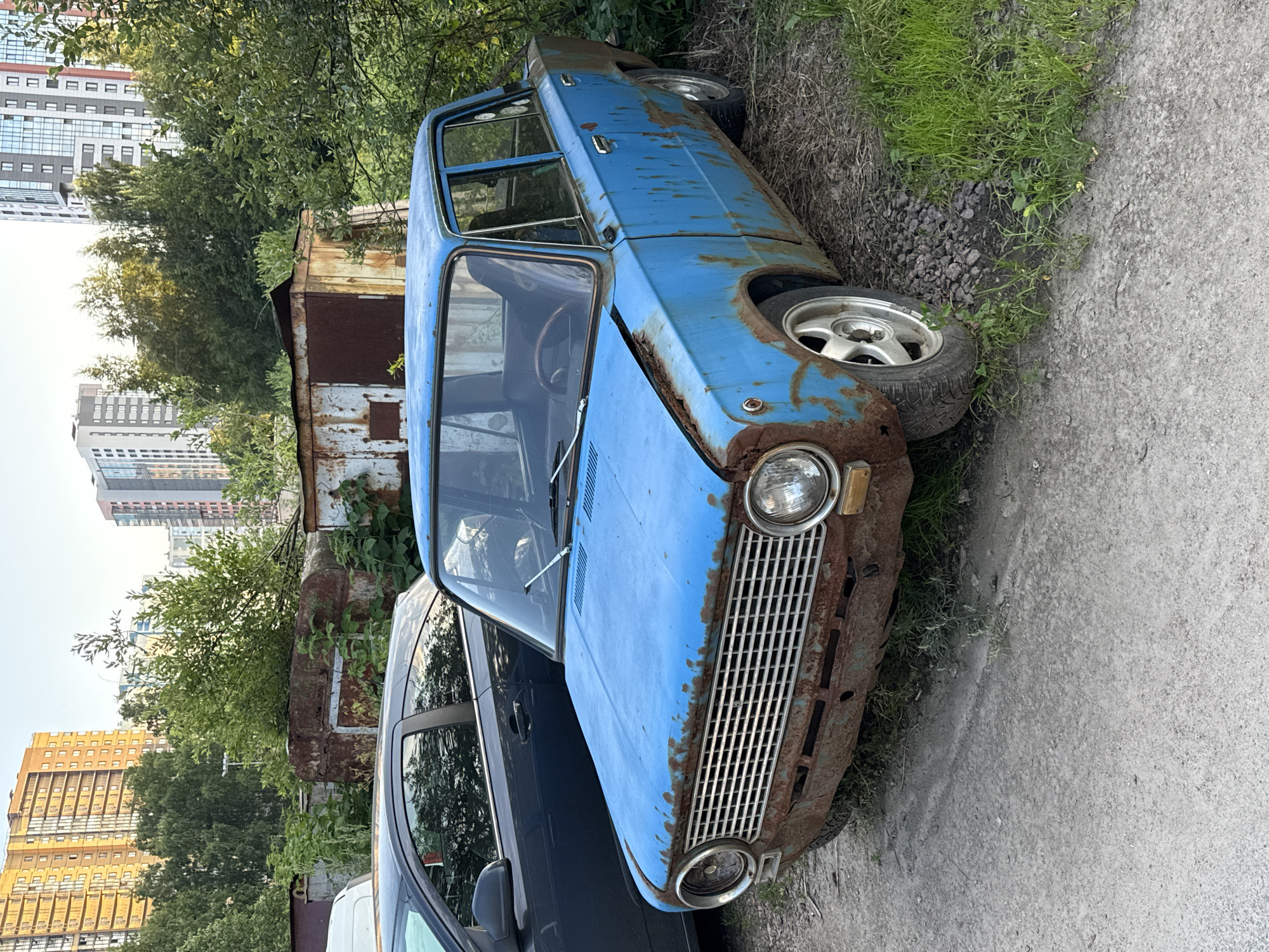 Evening slice of everyday life in Pargolovo's residential neighborhoods