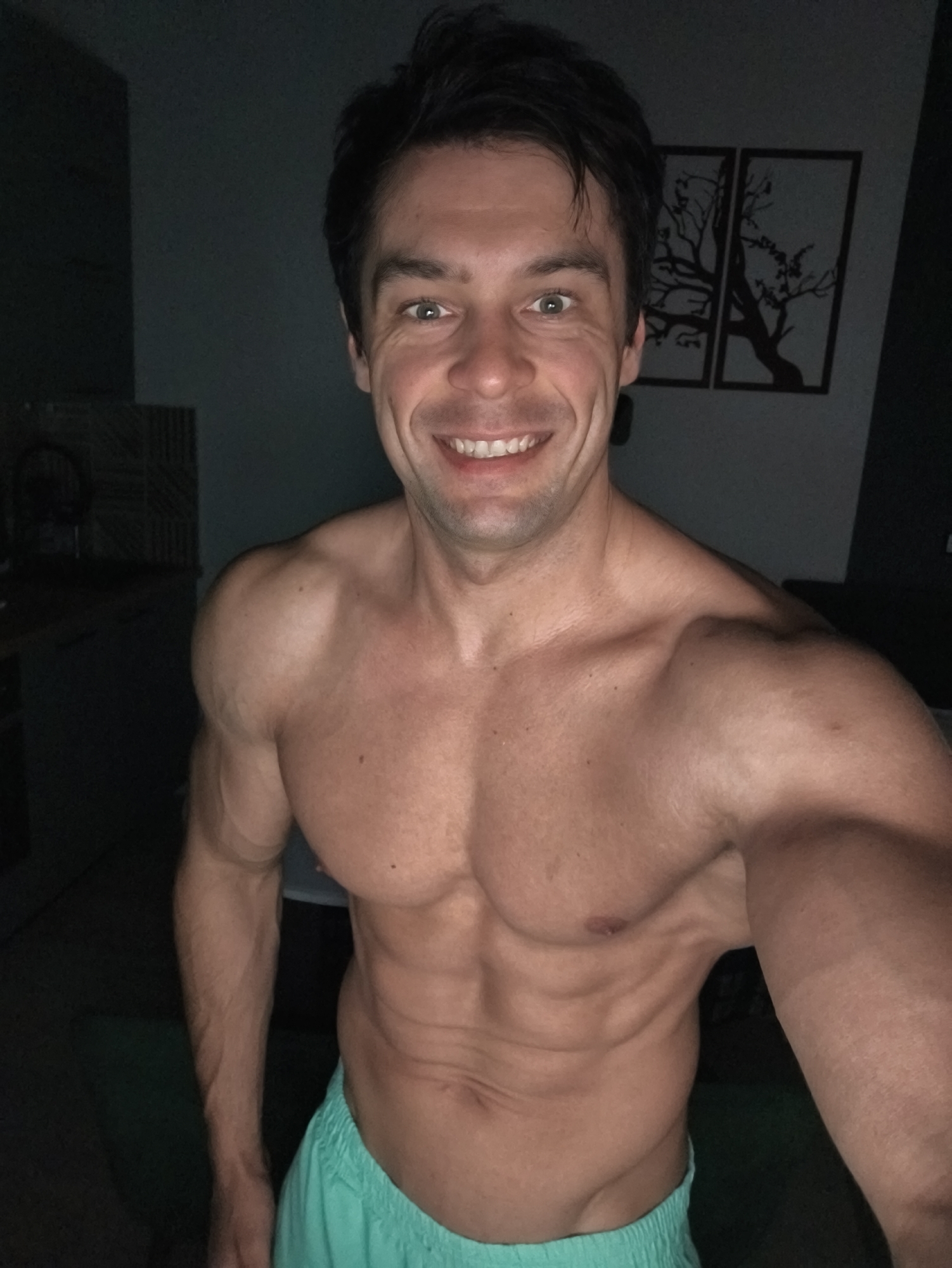Man photographed twice in different outfits in Moscow apartment