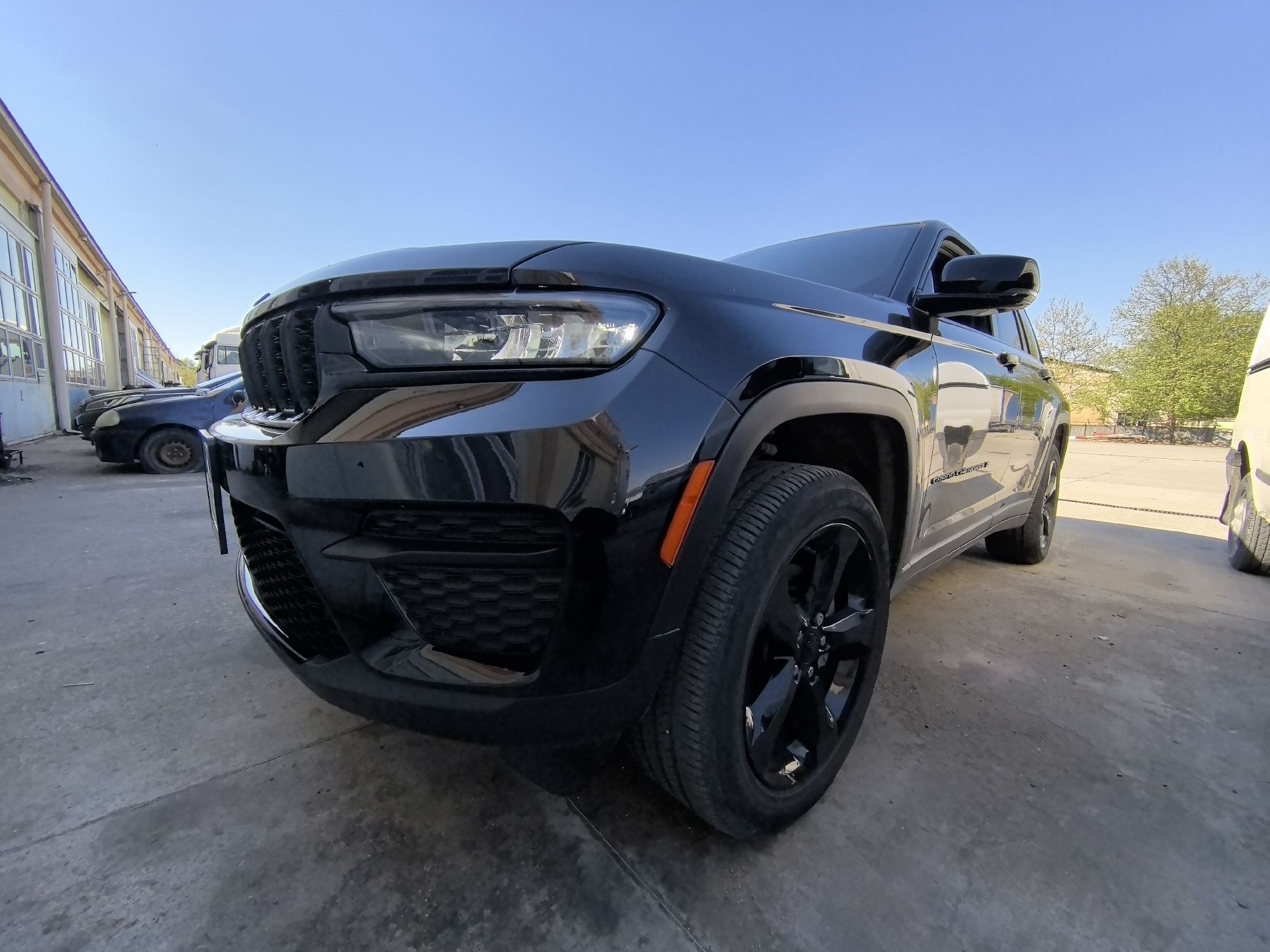 Black Jeep Grand Cherokee documented in Svilengrad, Bulgaria