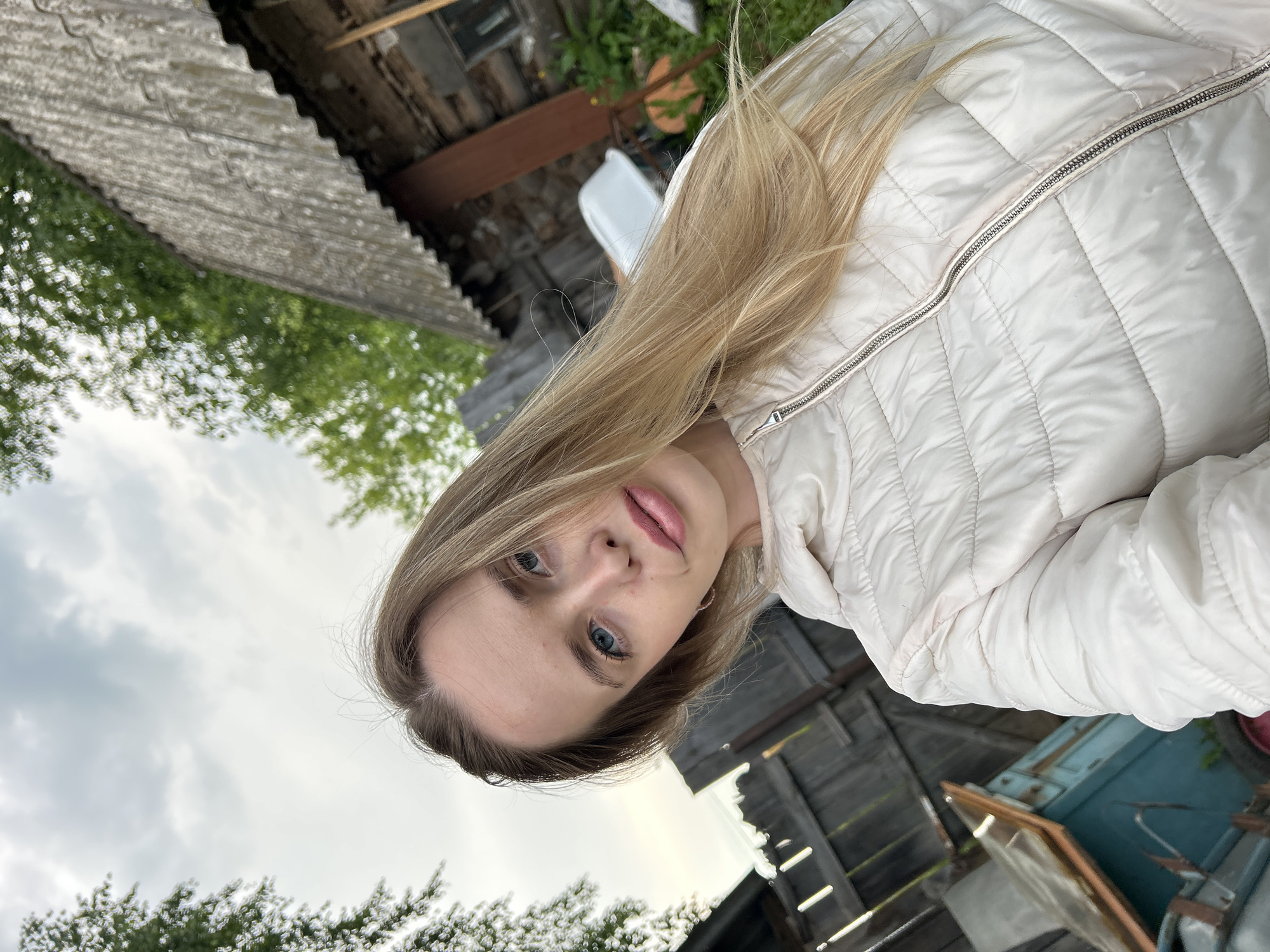 Rural afternoon with puppy photos and backyard barbecue in Russia