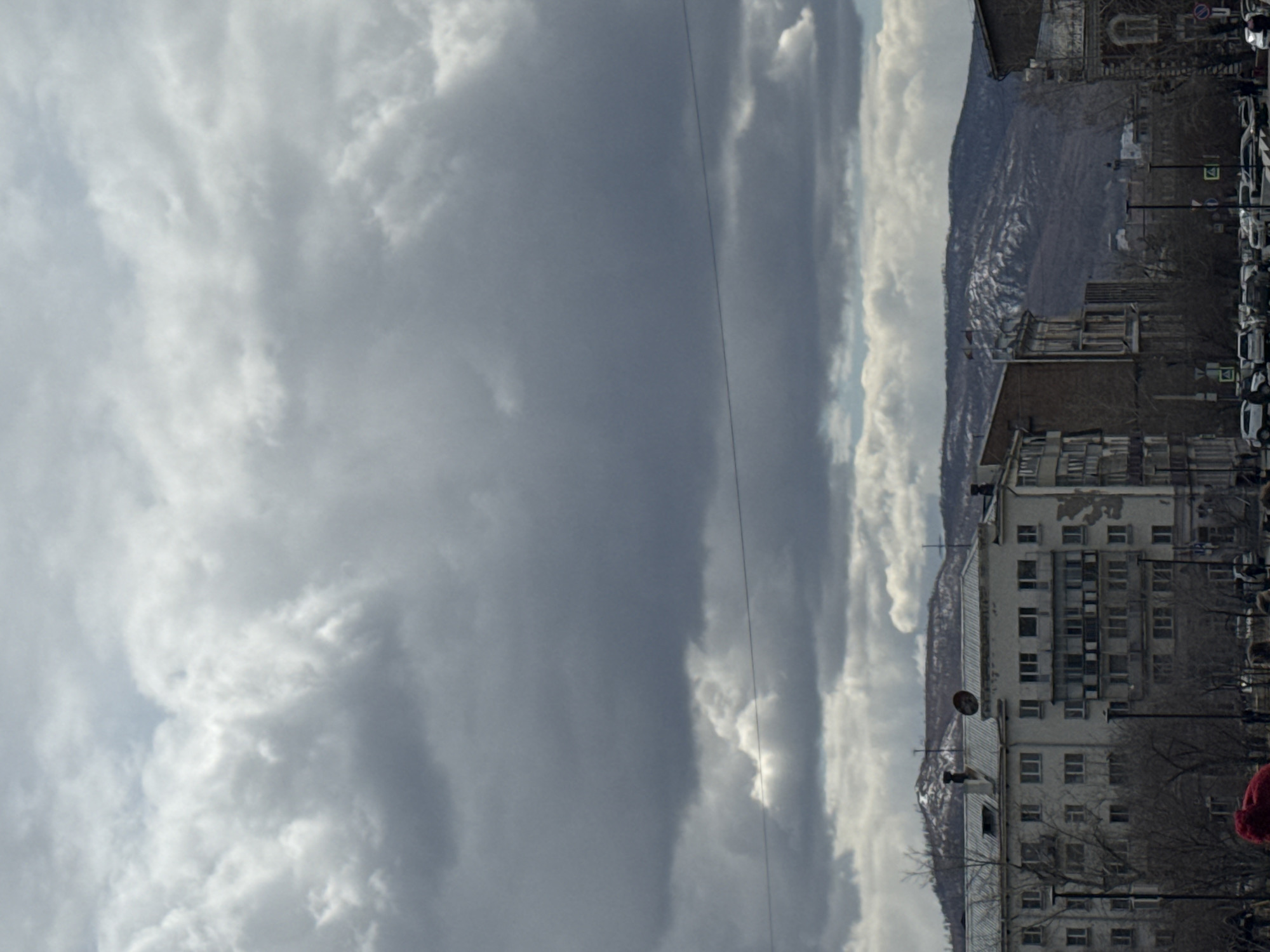 Overcast morning sky documented over Chita cityscape