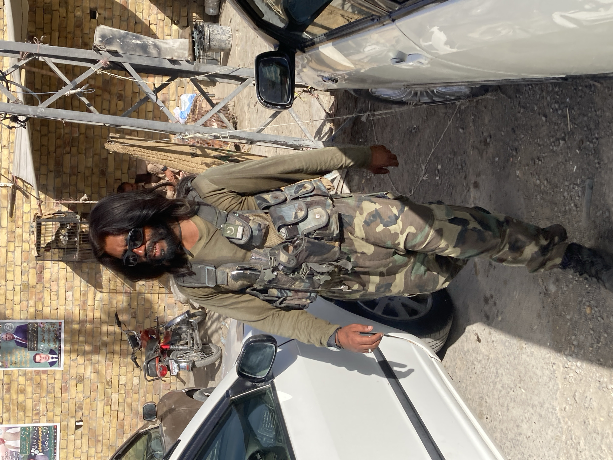 Ordinary street life documented across Quetta City during morning hours