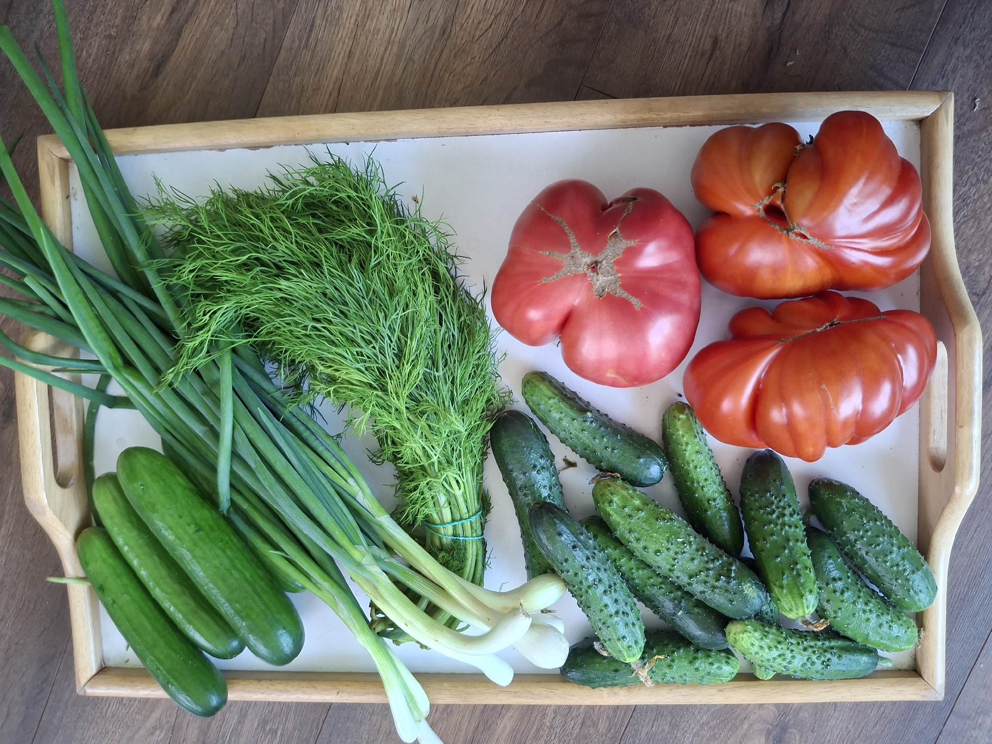 Fresh market haul, peony bouquets, and home cooking in Ogre