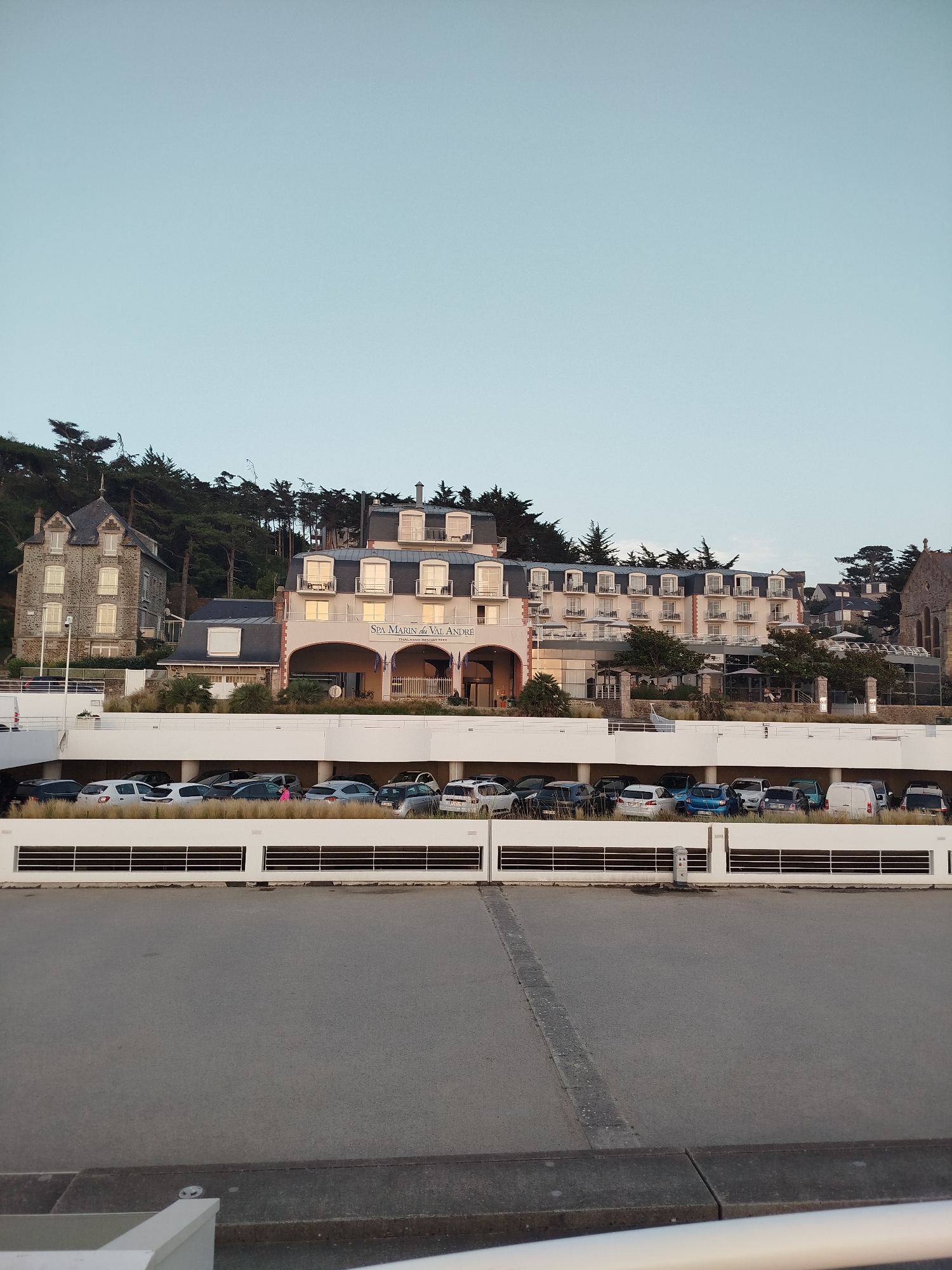 Afternoon to dusk along the Val André seafront, Brittany