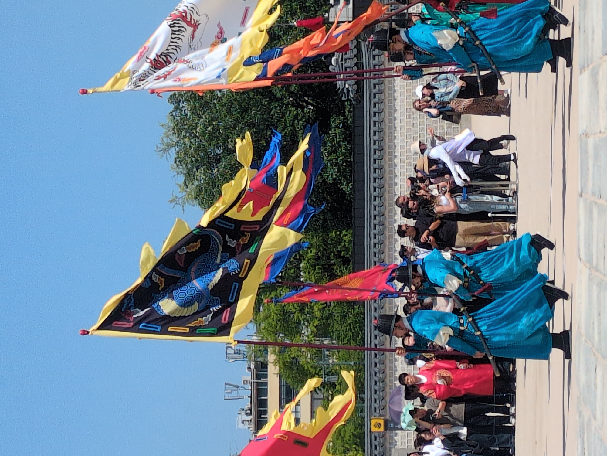 Traditional Korean procession with flags, drums draws crowds in Seoul