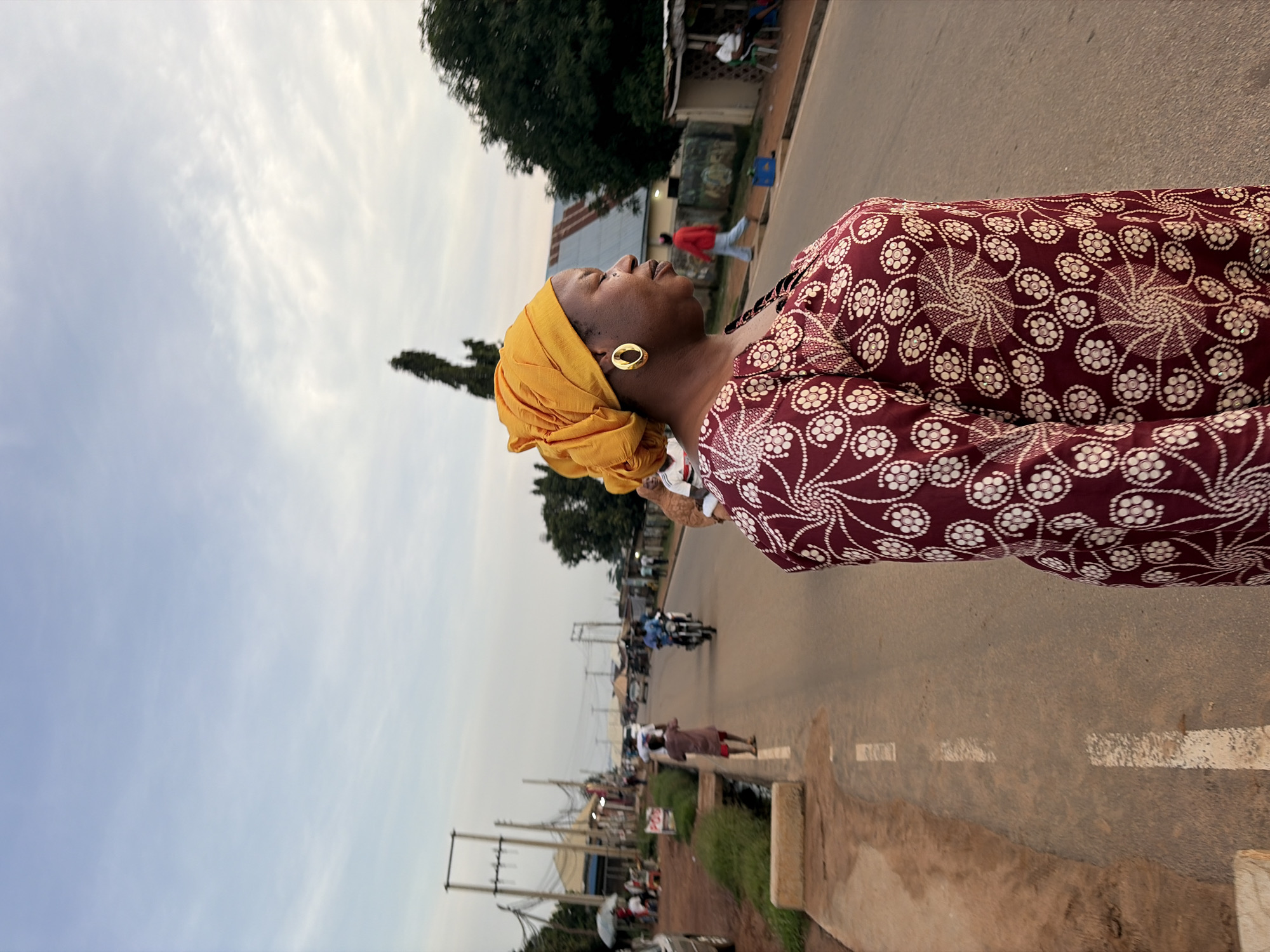 Afternoon street life and commerce in Sabojibi, Nigeria