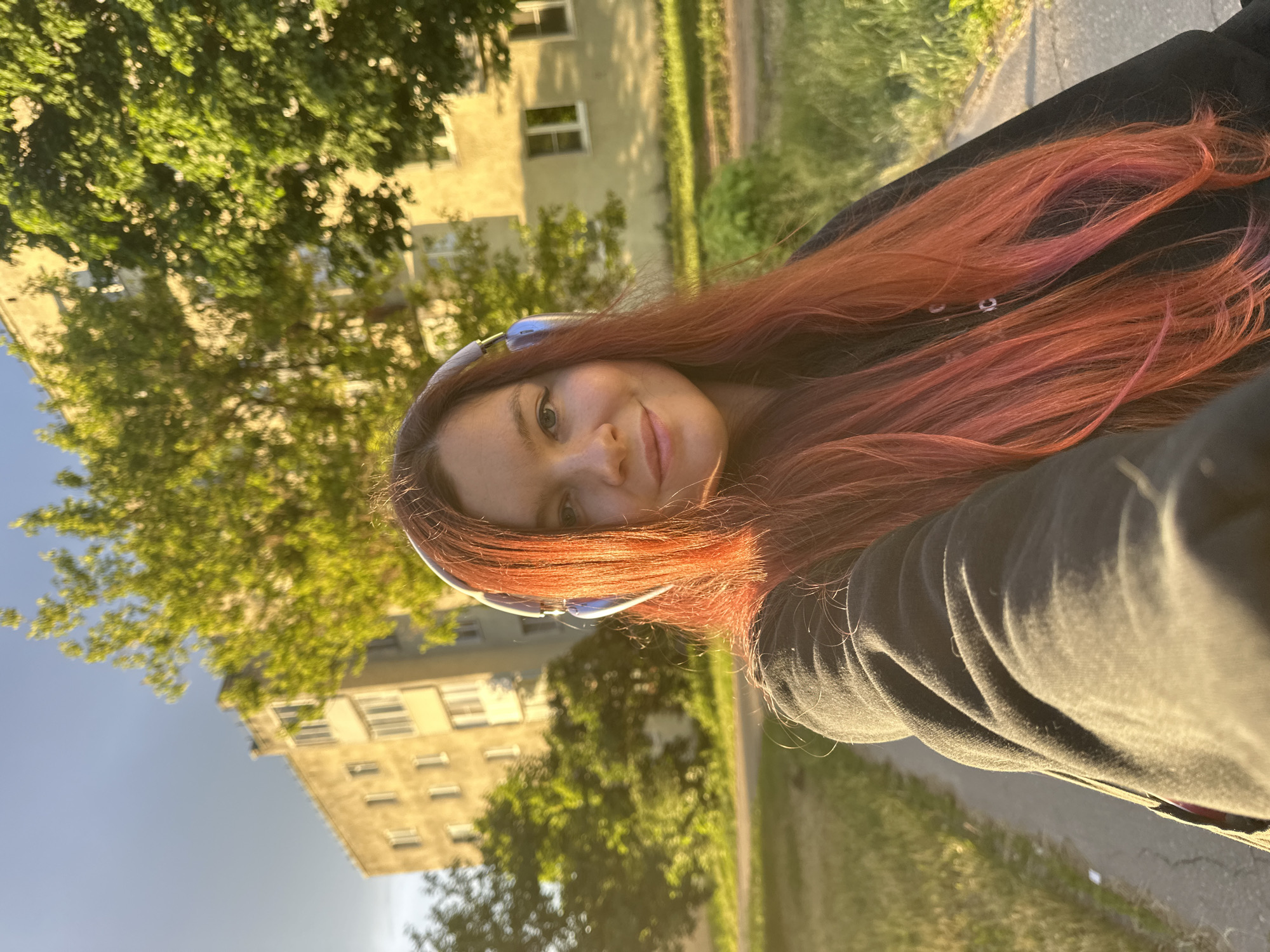 Selfie and sunrise captured simultaneously in Vladimir, Russia