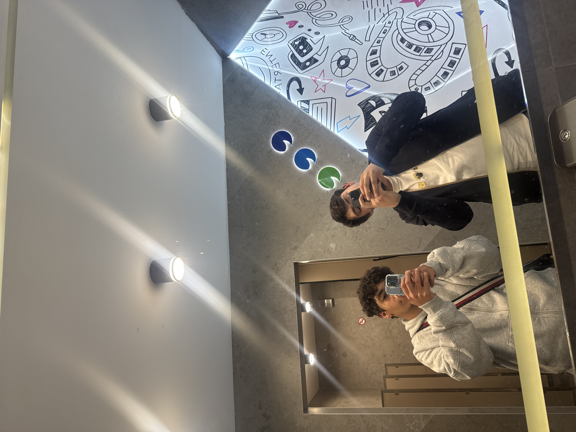 Person documents 43-minute journey through Yerevan commercial spaces