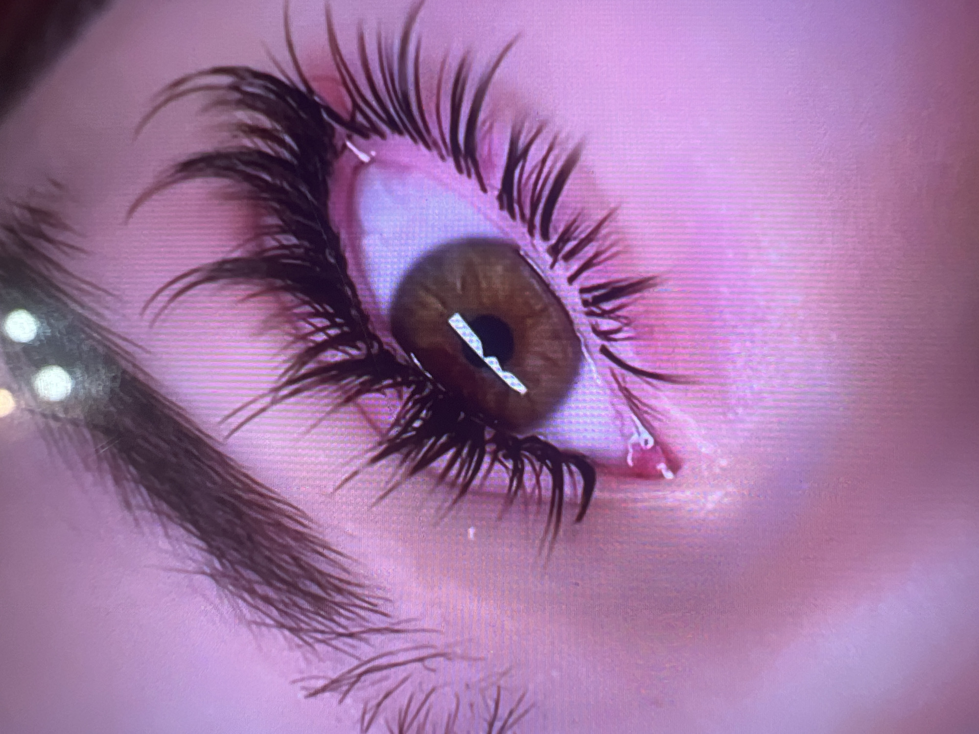 Nail art and beauty close-ups from a Moscow afternoon