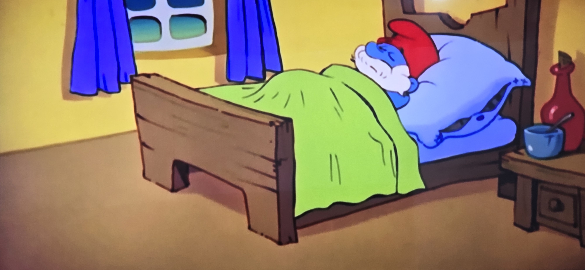 Sofia witnesses capture cartoon Smurf scene, dusk street view
