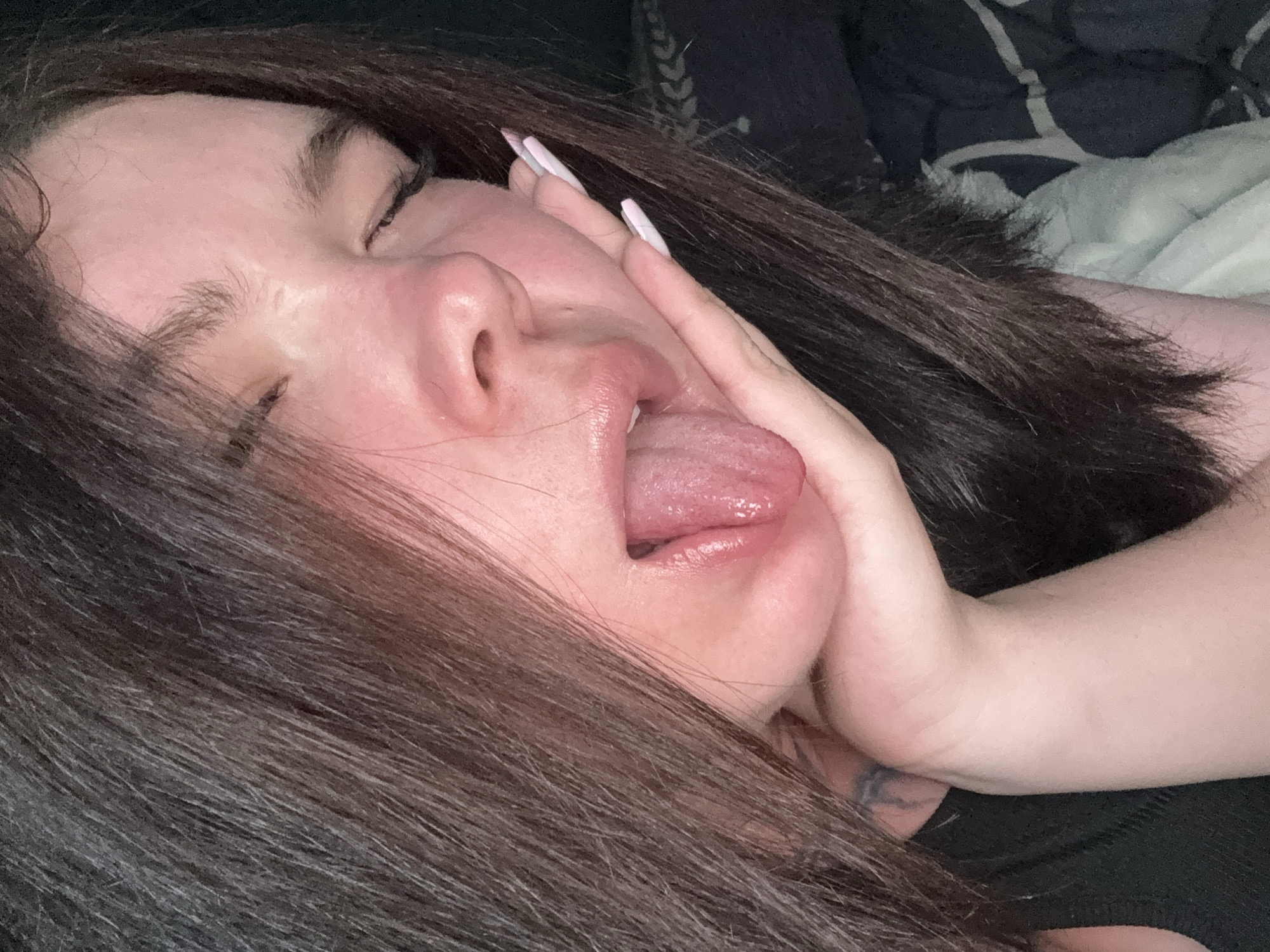 Candid selfies and still life shots from a Surgut evening