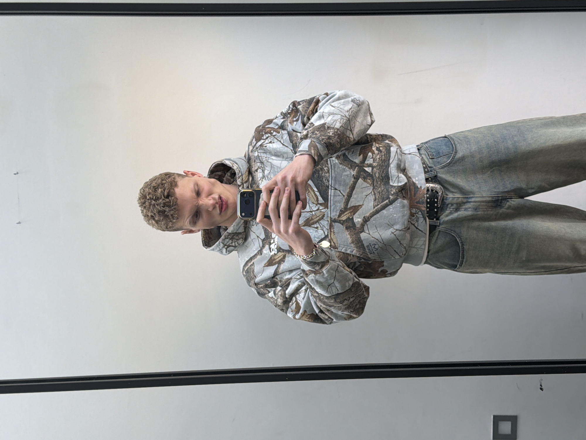 London residents captured in morning indoor photography session