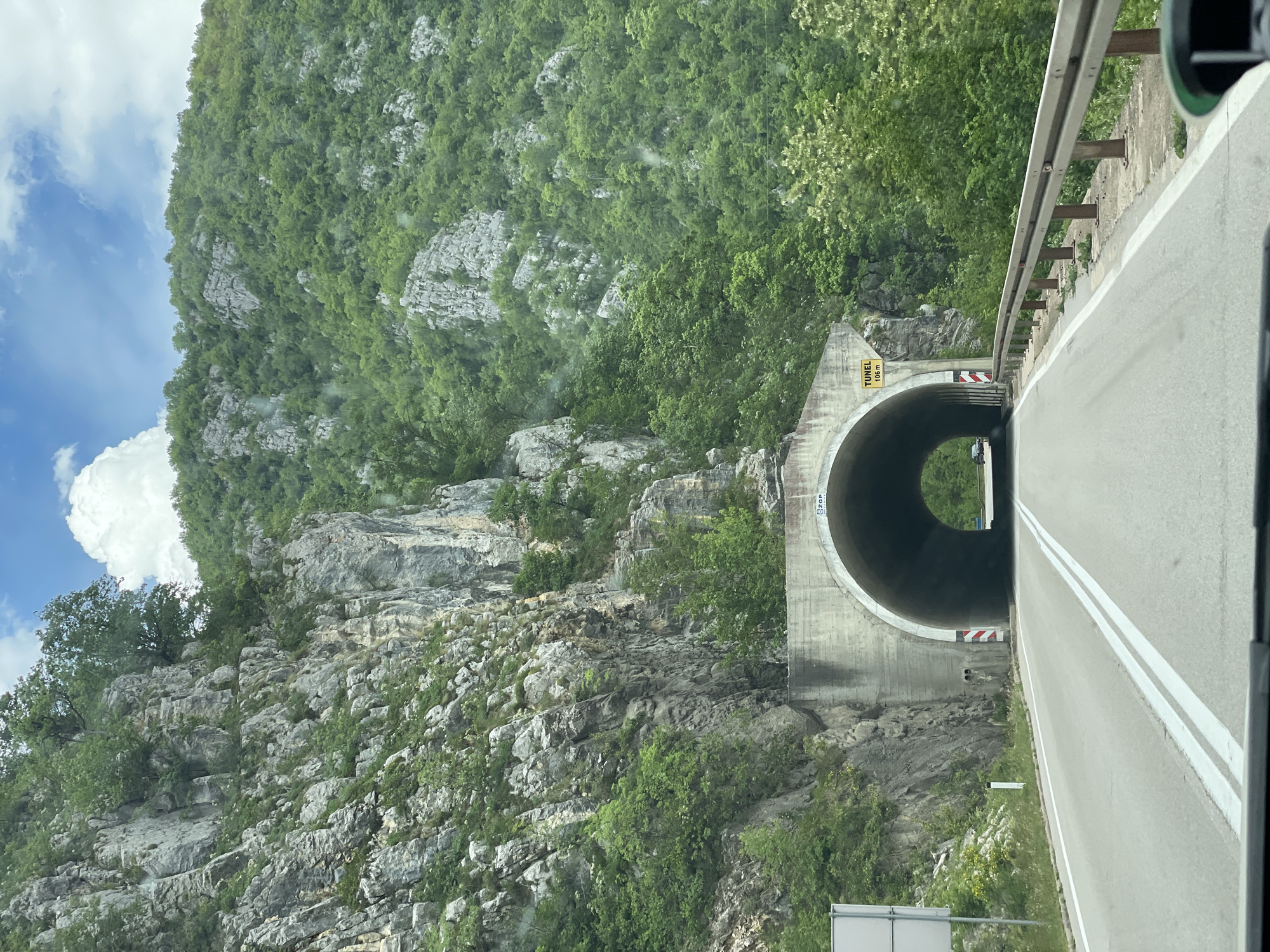 Motorists document tunnel and mountain road conditions in Bosnia