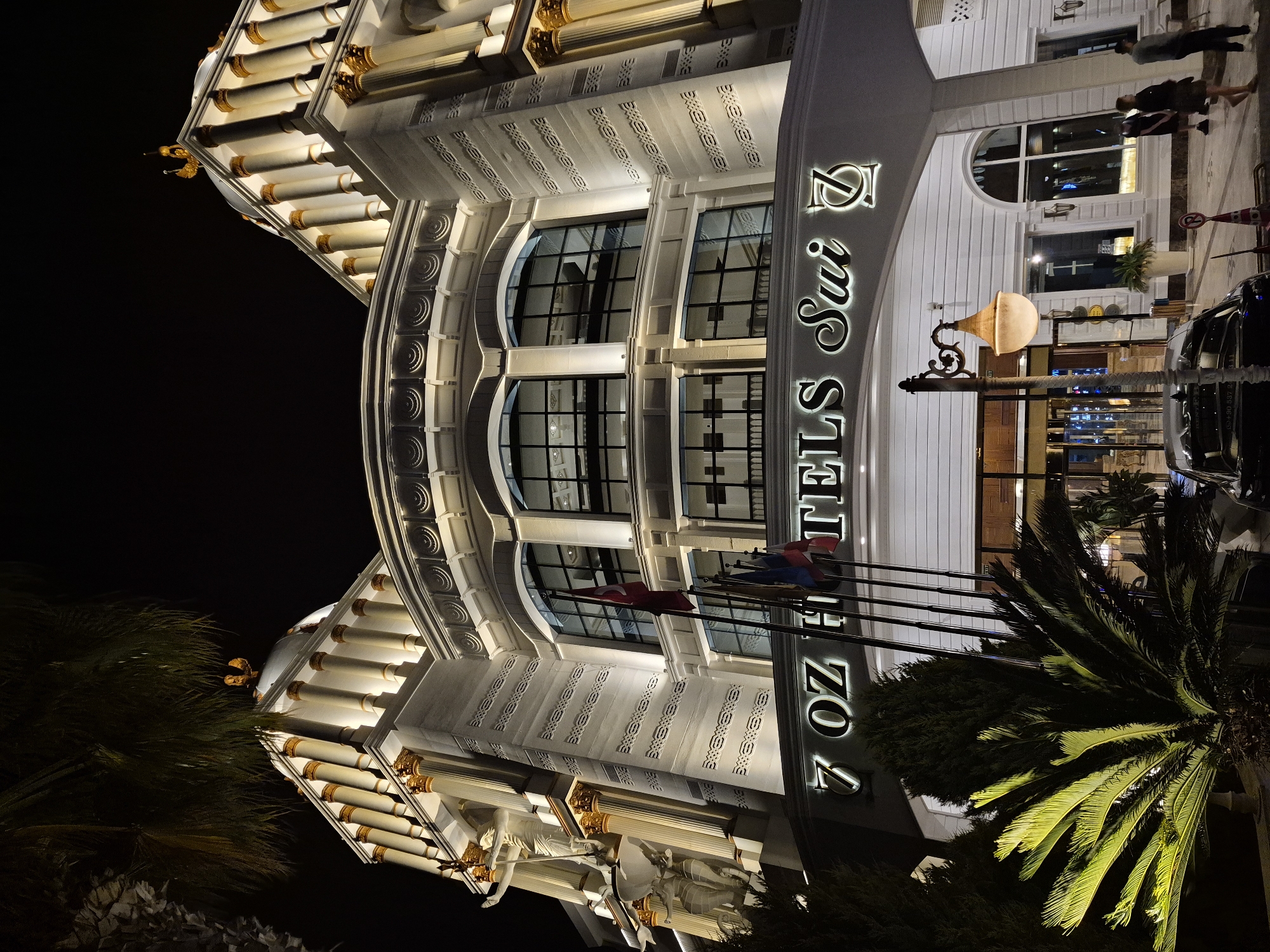Evening moments captured at Alanya hotel and local cafe