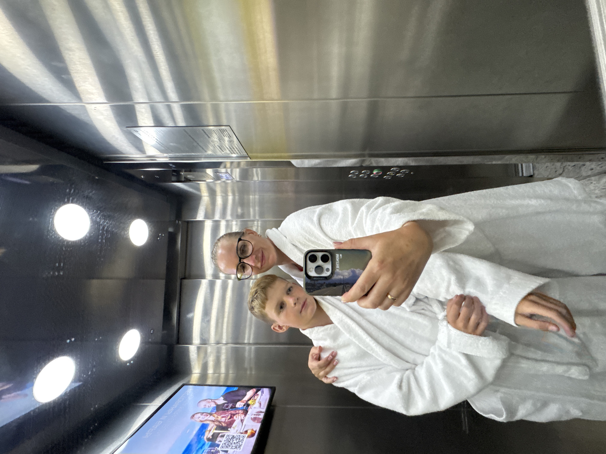 Poolside vibes and elevator selfies at a Russian resort