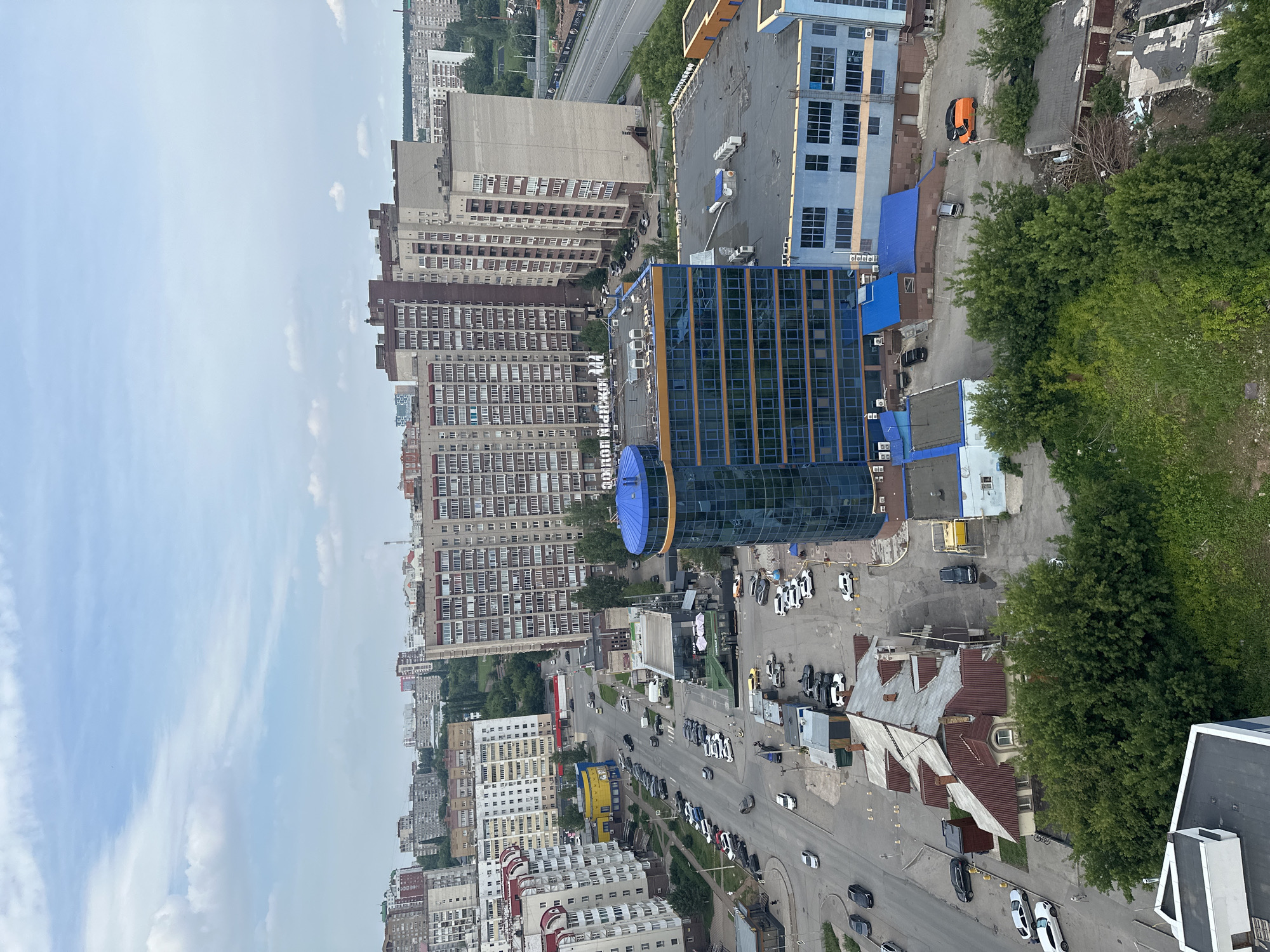 A casual drive through Ufa on a cloudy summer afternoon.