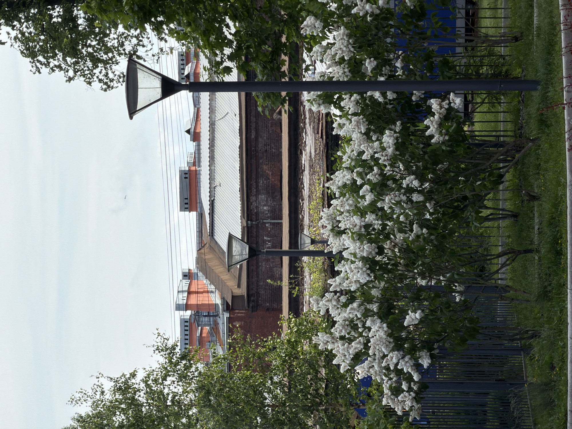 Saint Petersburg urban infrastructure documented across nine-minute timespan