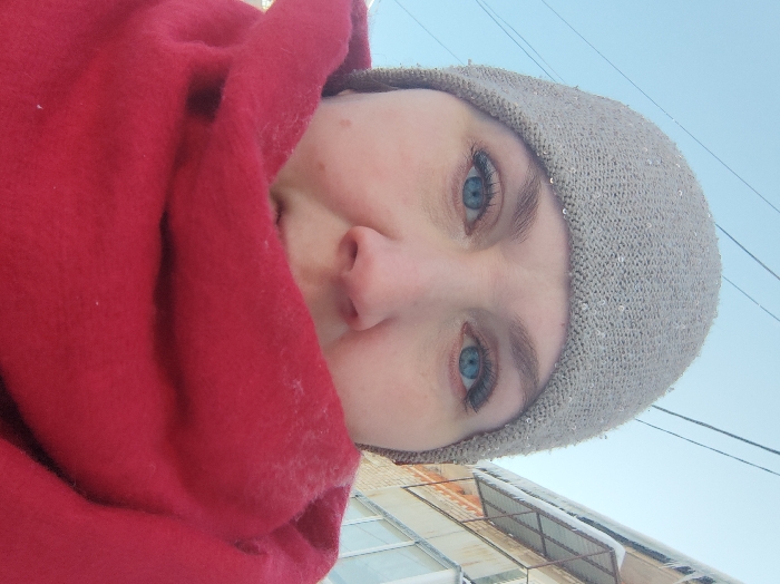 Daily life moments documented across Chaikovsky, Russia winter morning