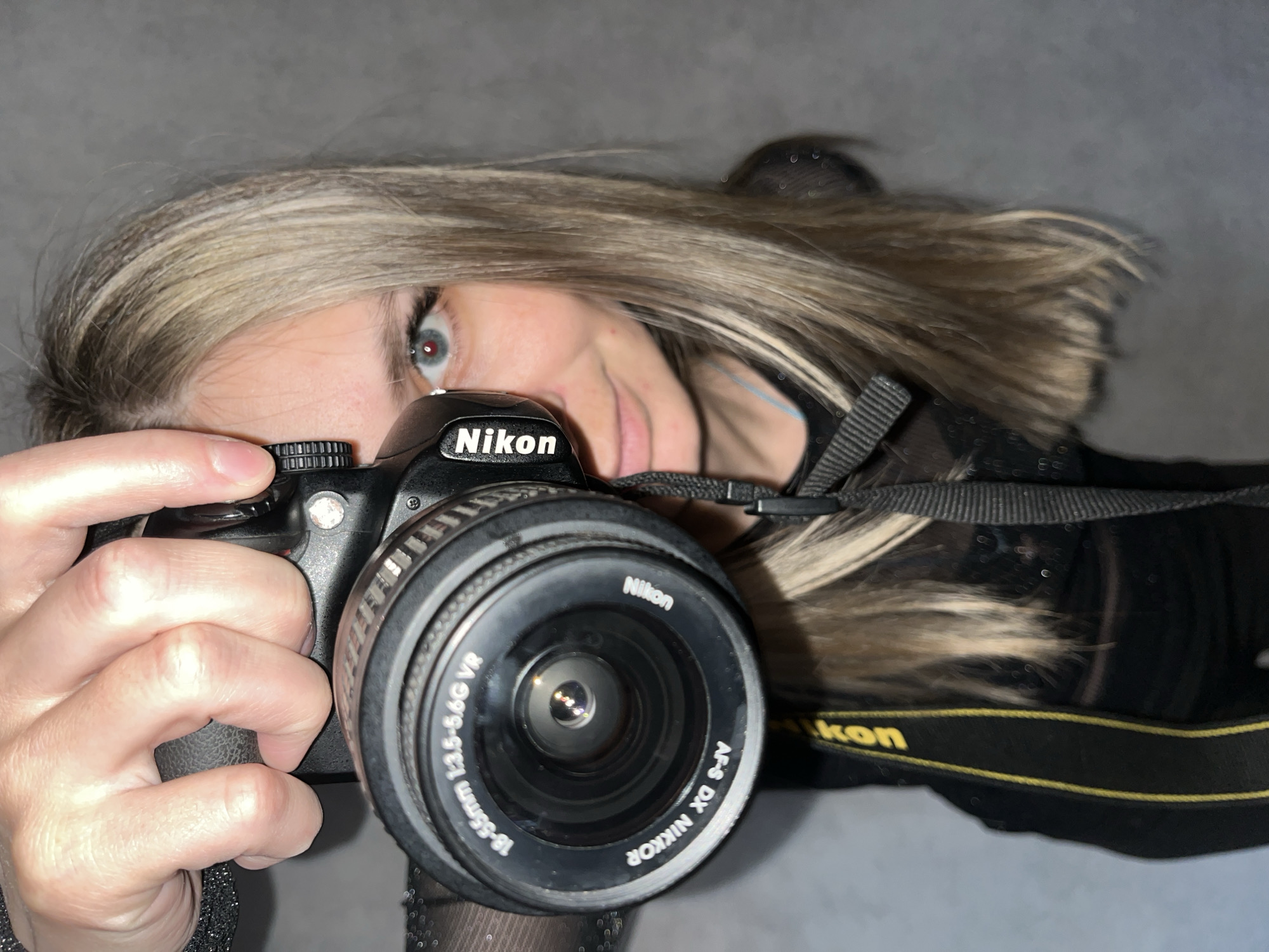 Casual photo session captured in Chaikovsky, Russia
