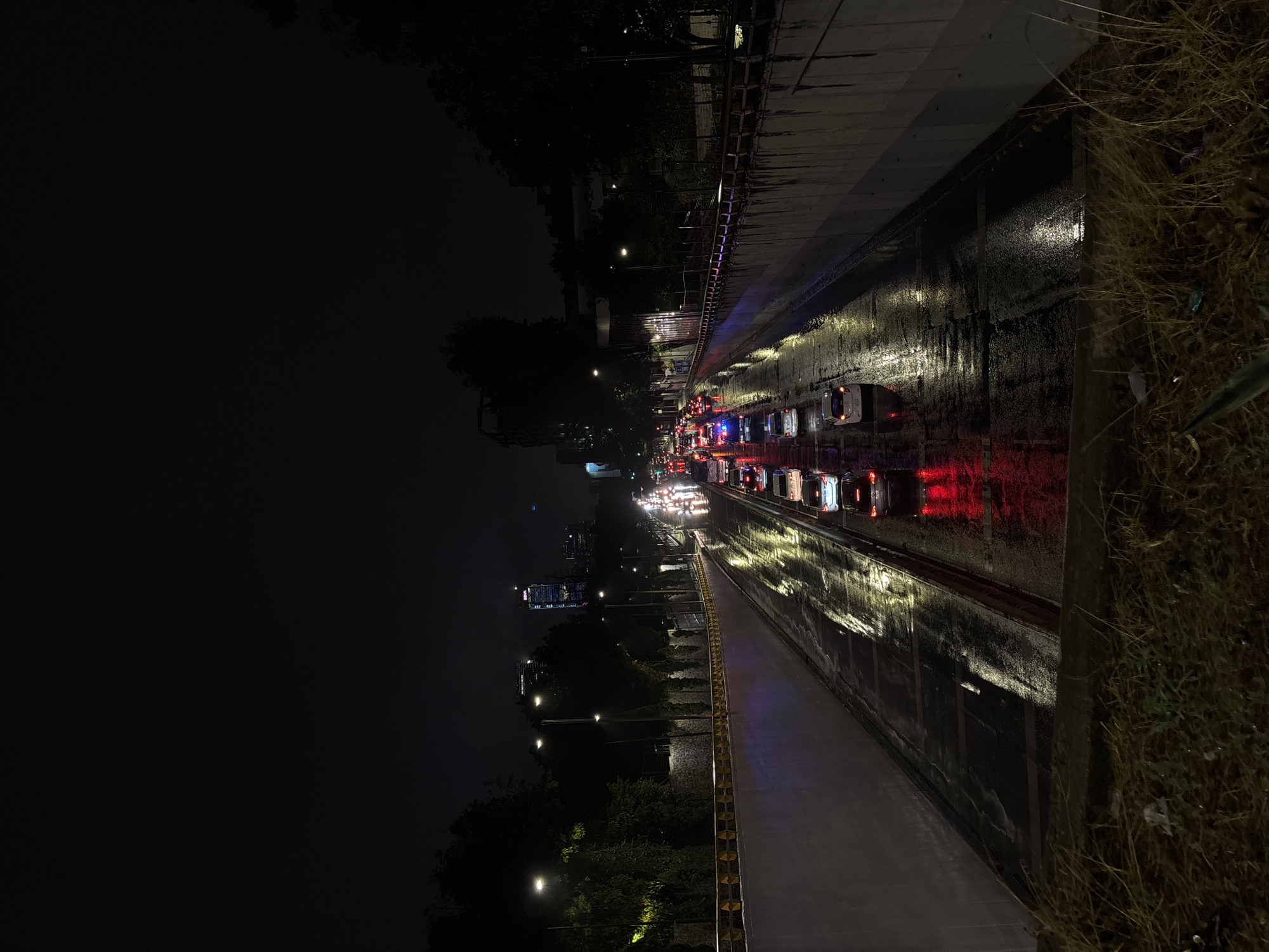 Early morning rain creates traffic congestion in Mexico City