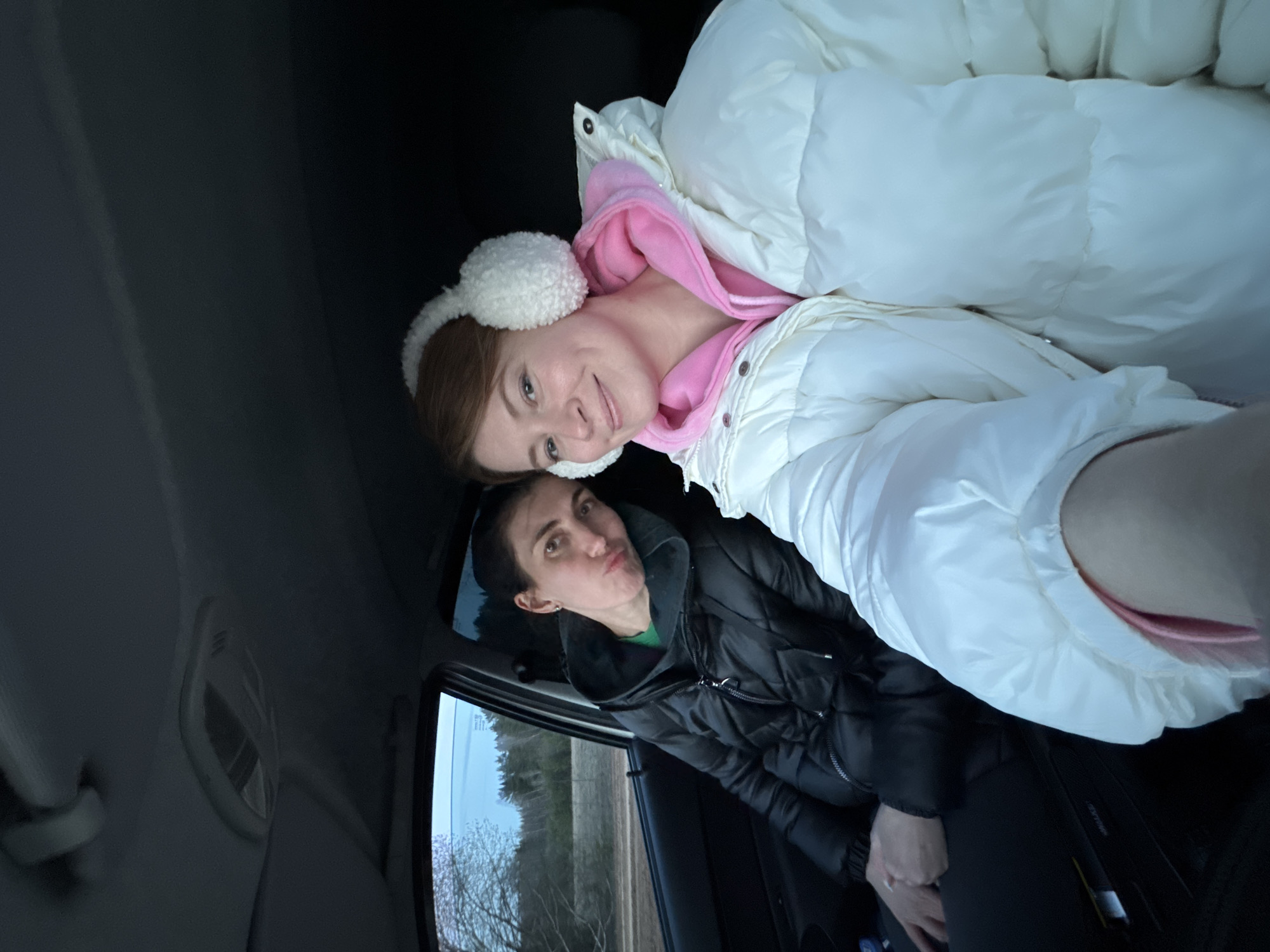 Car occupants photographed during drive in Вассята, Russia