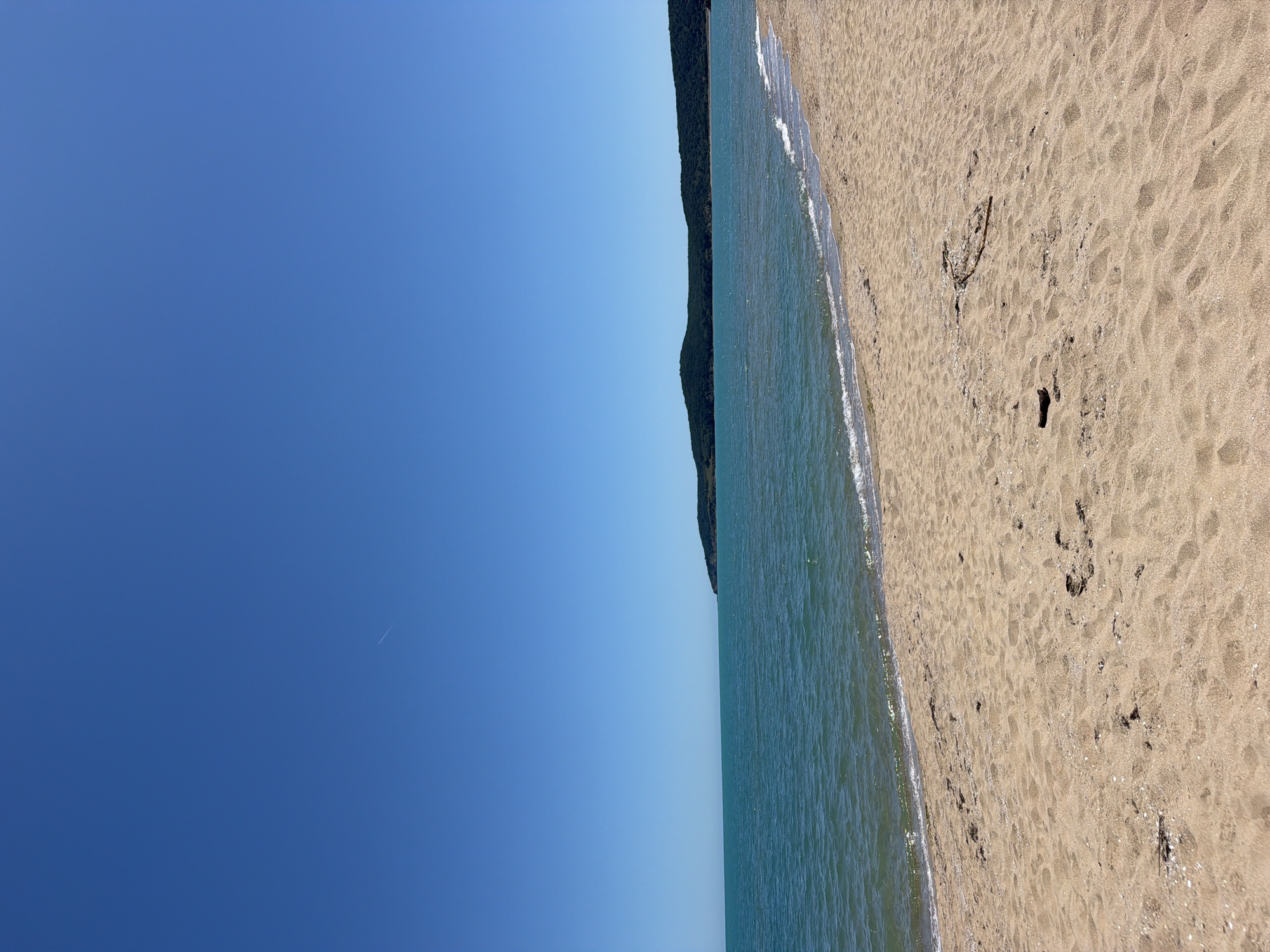 Clear summer day documented at Dyuni Beach, Bulgaria