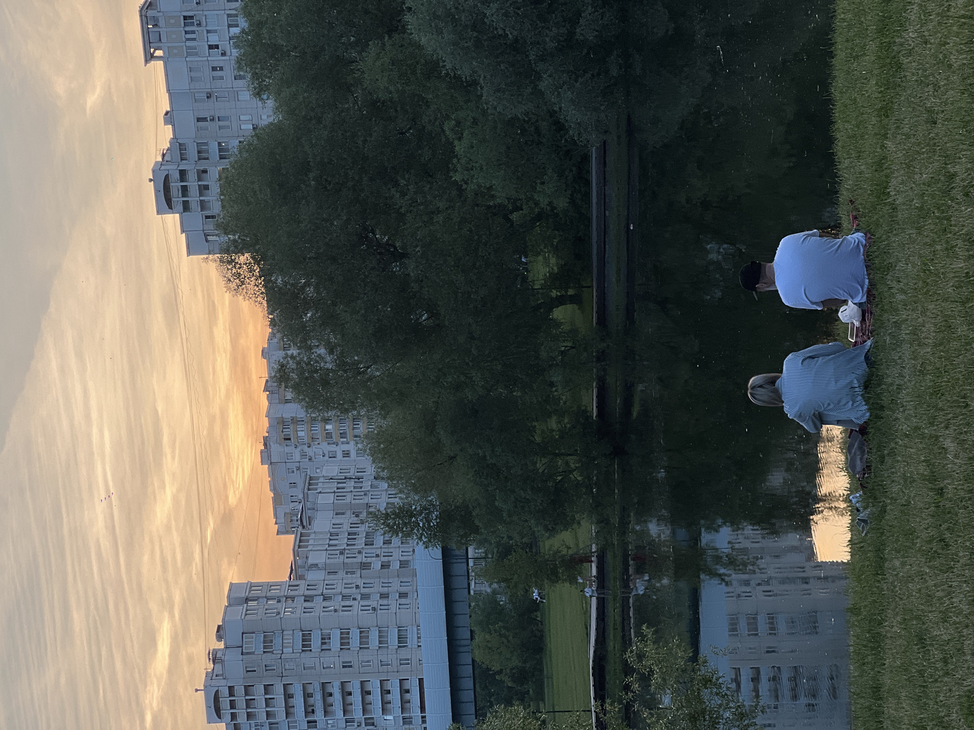 Moscow residents enjoy sunset evening activities across city parks