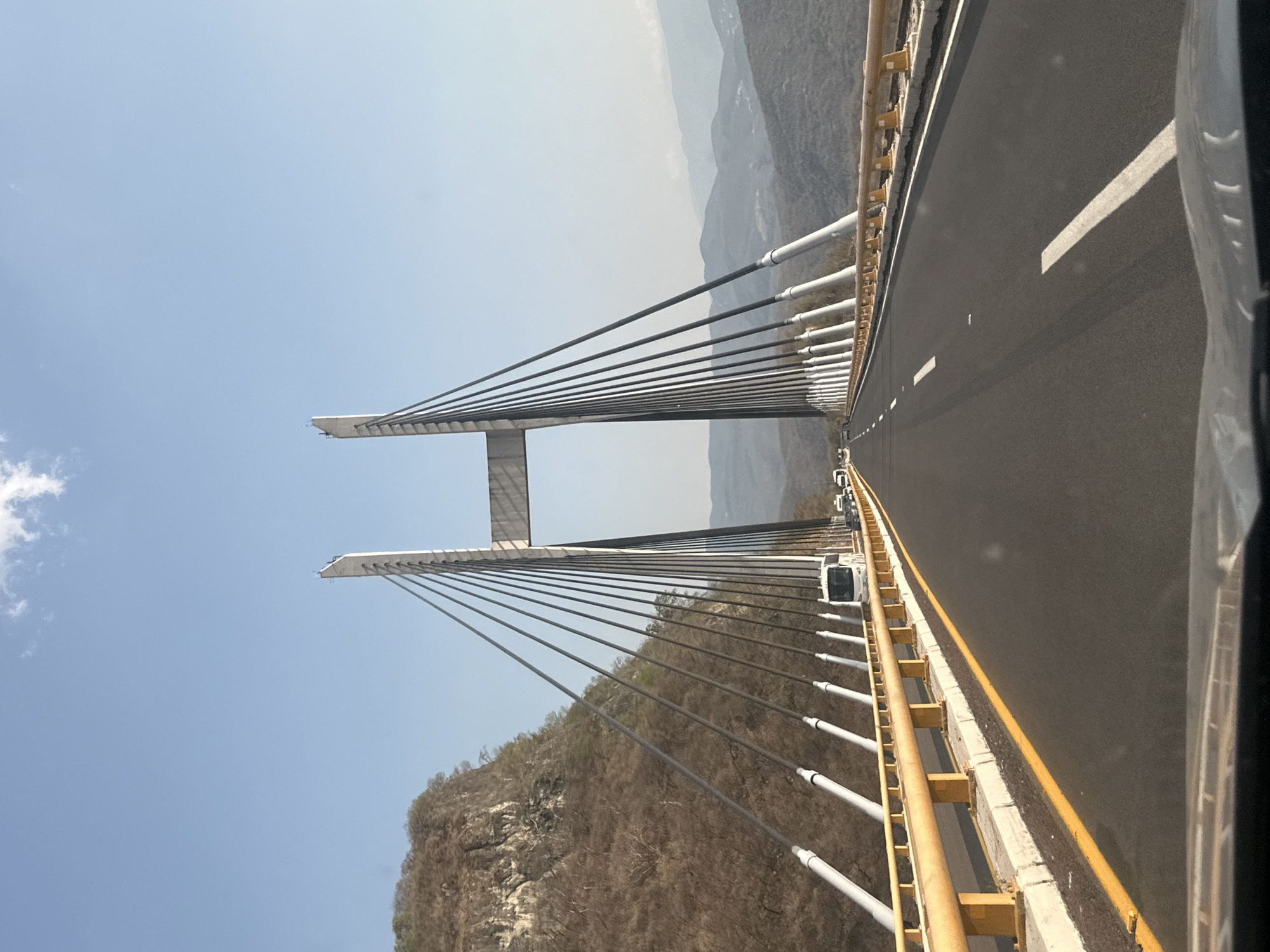 Cable-stayed bridge documented in Zumpango del Río, Mexico
