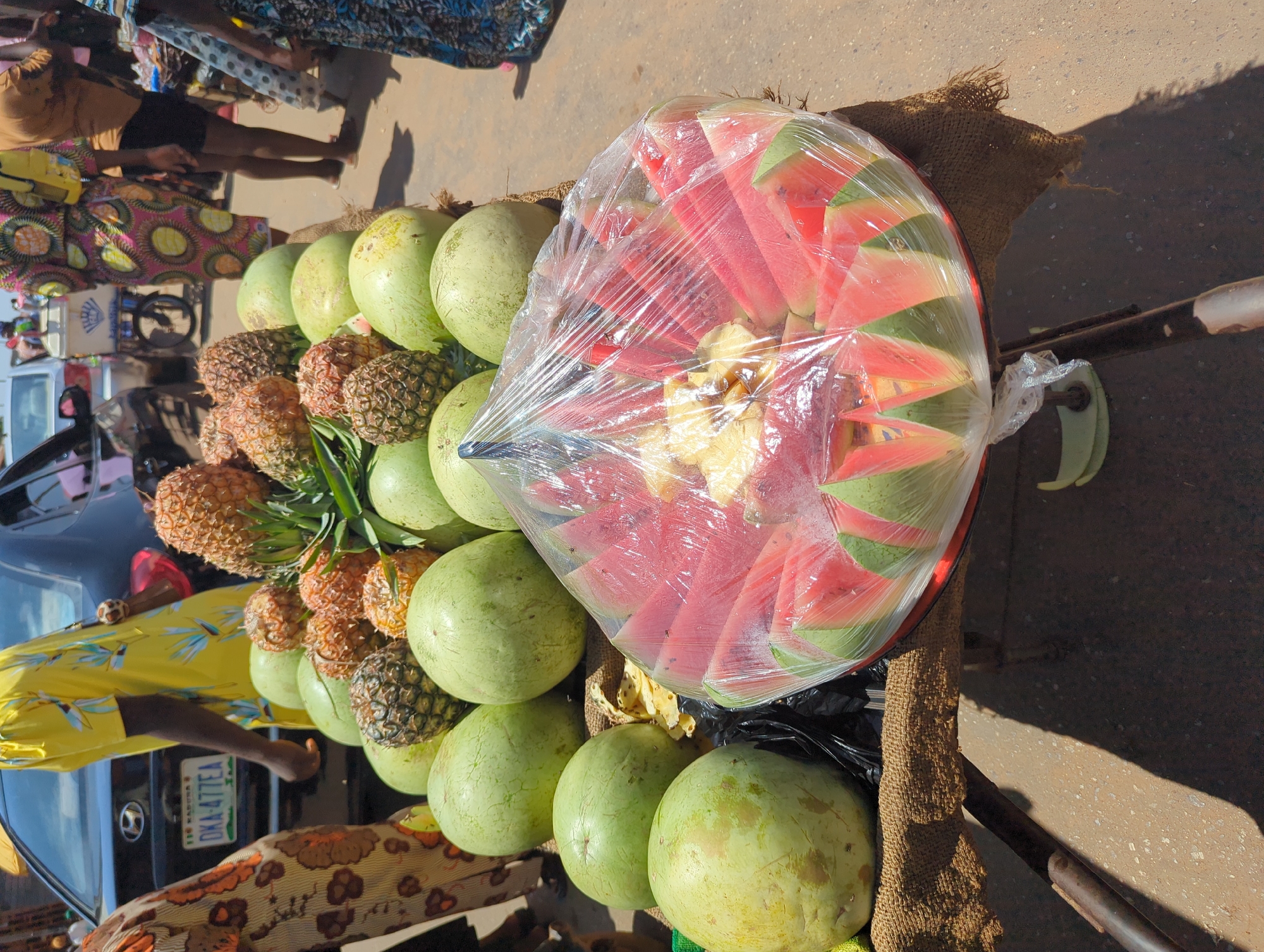 Morning market activity documented in Narayi, Nigeria