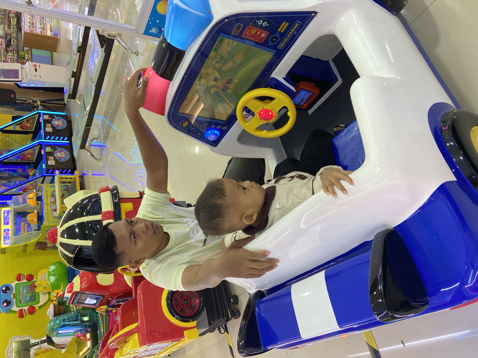 Family arcade visit in Kecamatan Pati, rides and claw machines