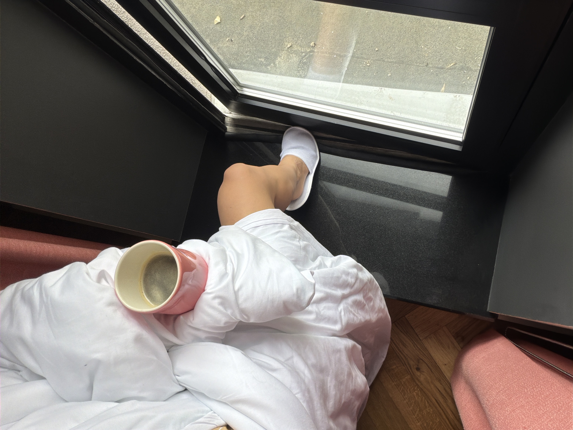 Morning routine documented across Moscow locations, coffee and rooftop moments