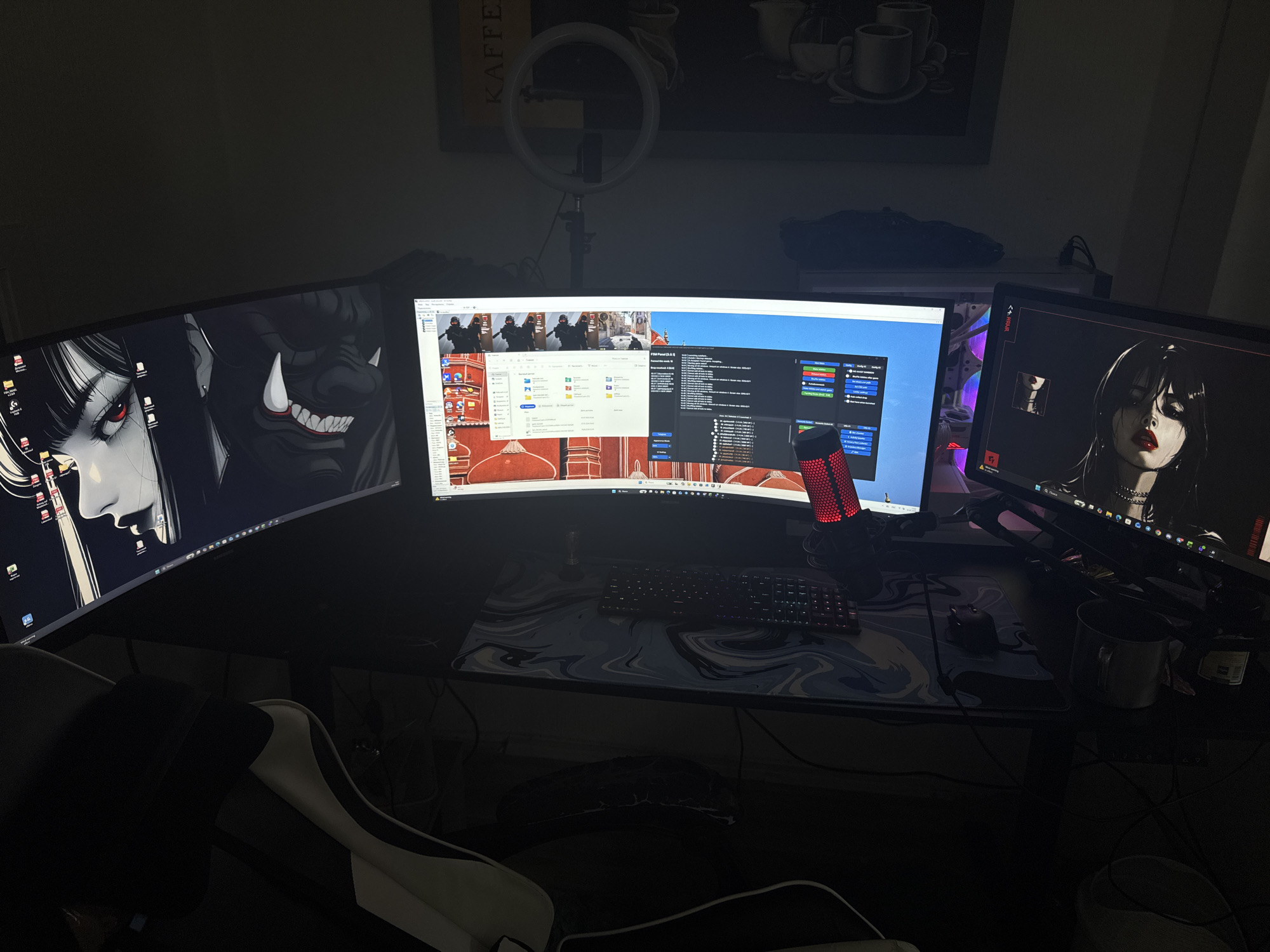 Rooftop illustrations, gaming setups, and everyday life in Neubrandenburg