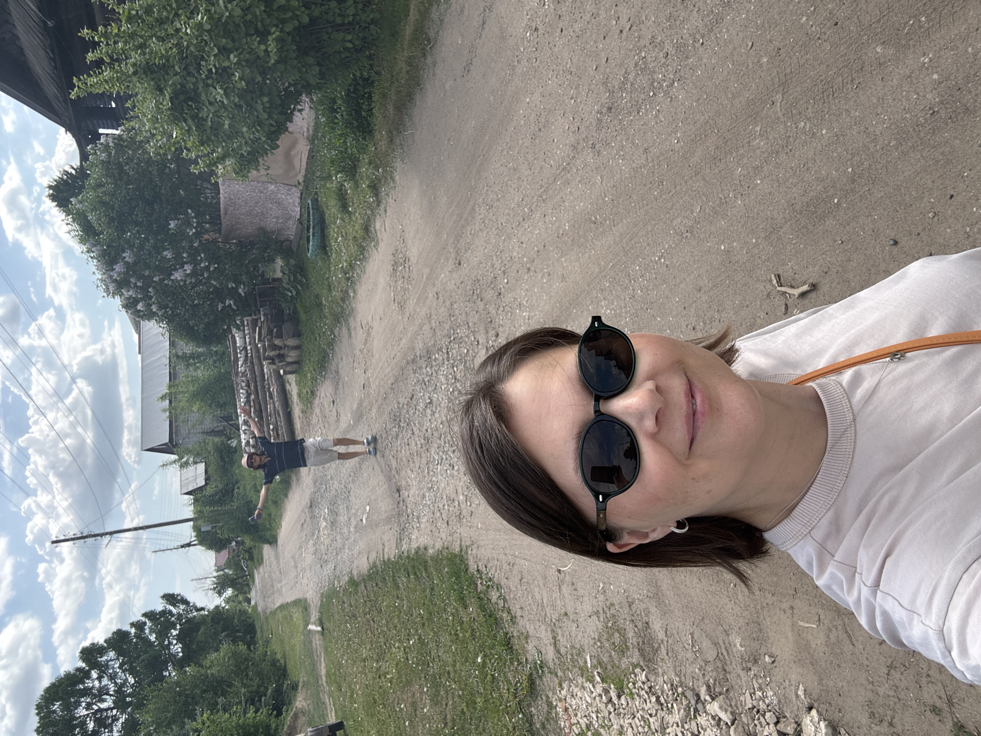 Spring day train spotting and casual photography in Izhevsk