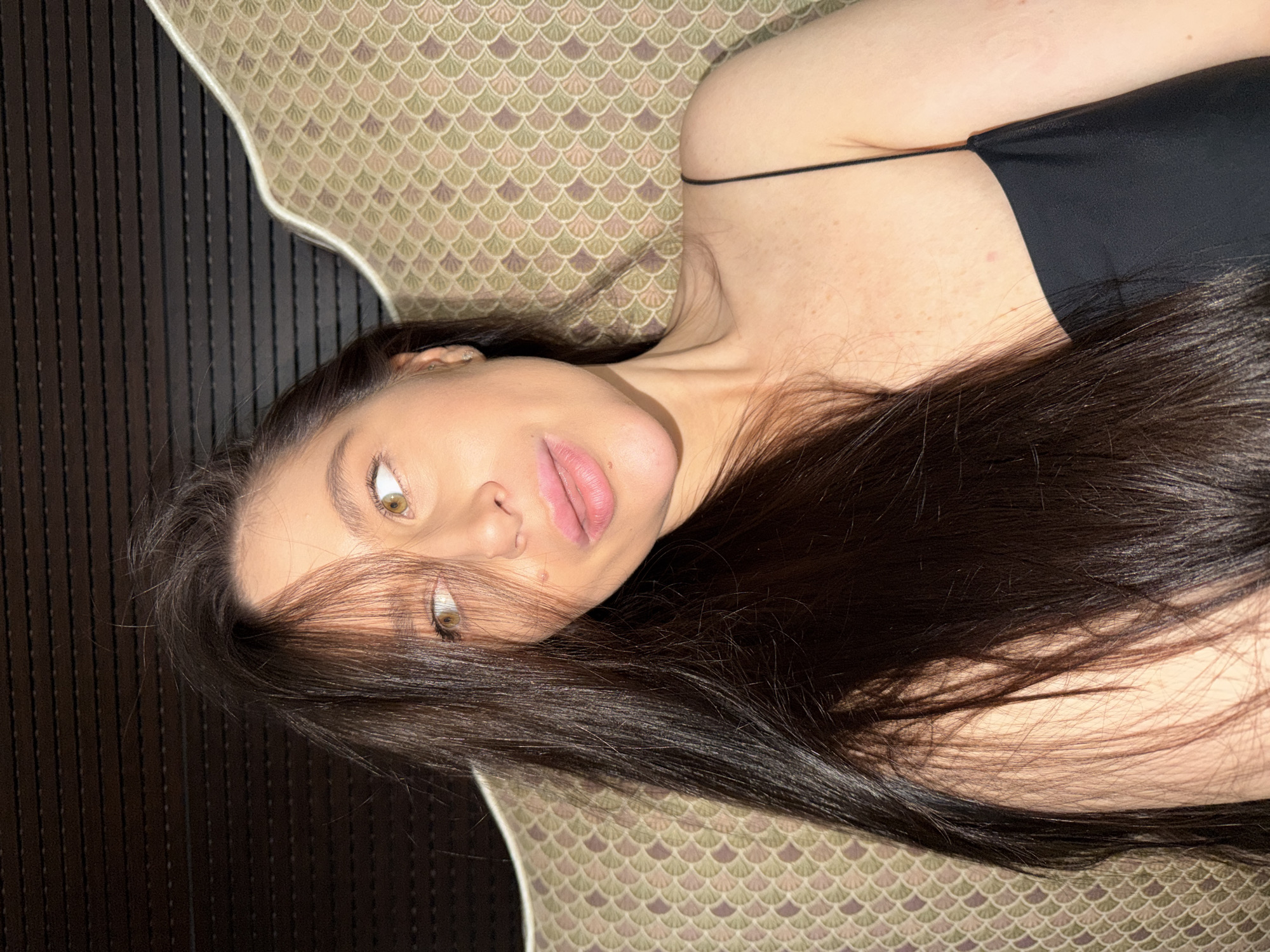 Woman's quiet afternoon moments documented in Khimki home