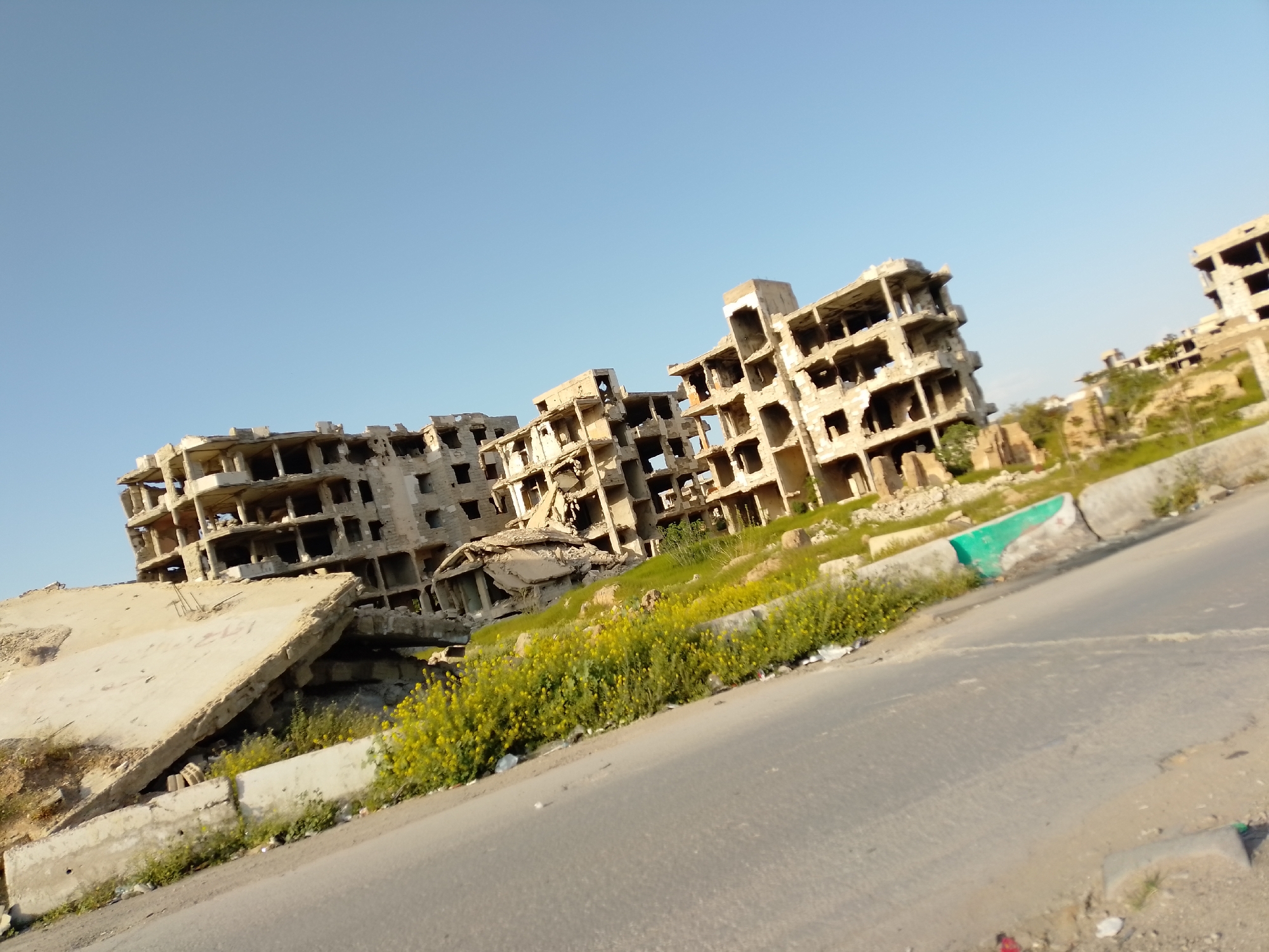 Witness documents urban destruction aftermath in Sarouja Municipality, Syria