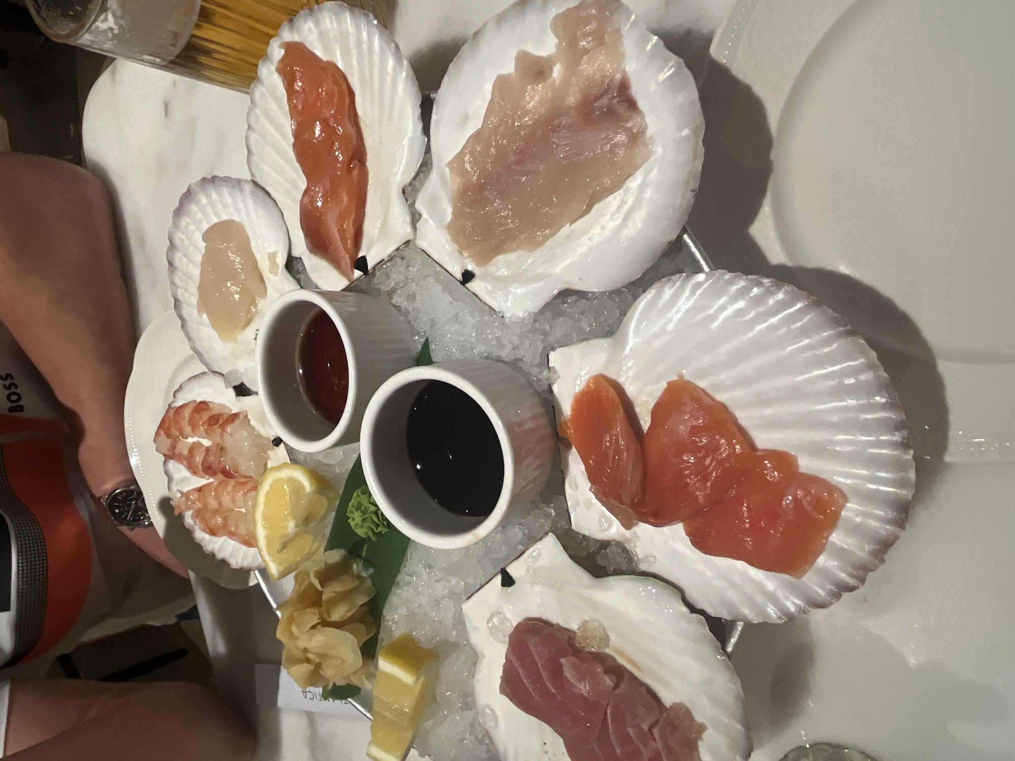Diner captures seafood meal at Moscow restaurant