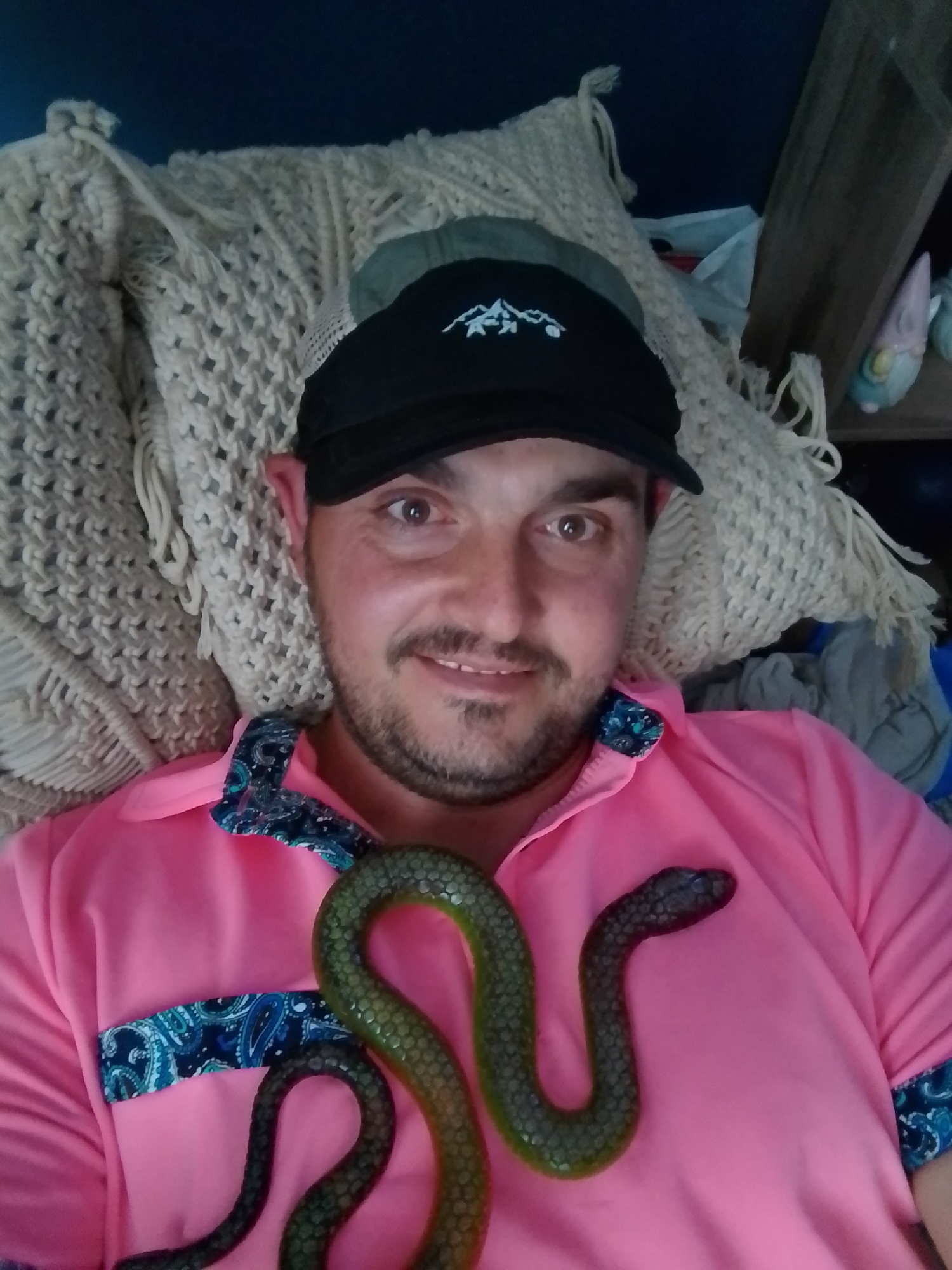 Afternoon at home in Wedel, playing with toy and candy snakes