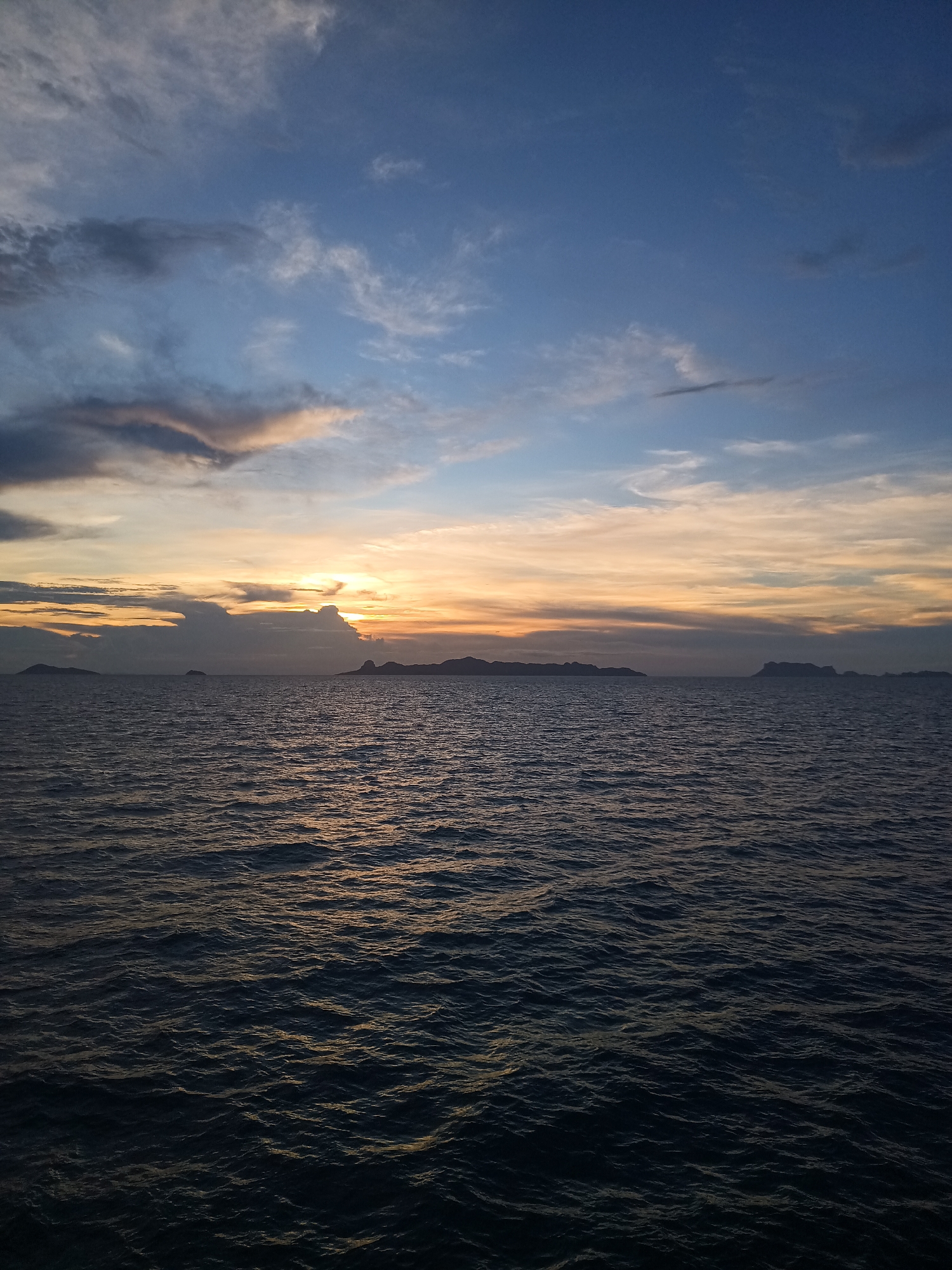 Ferry passenger captures sunset seascape during Thai island journey