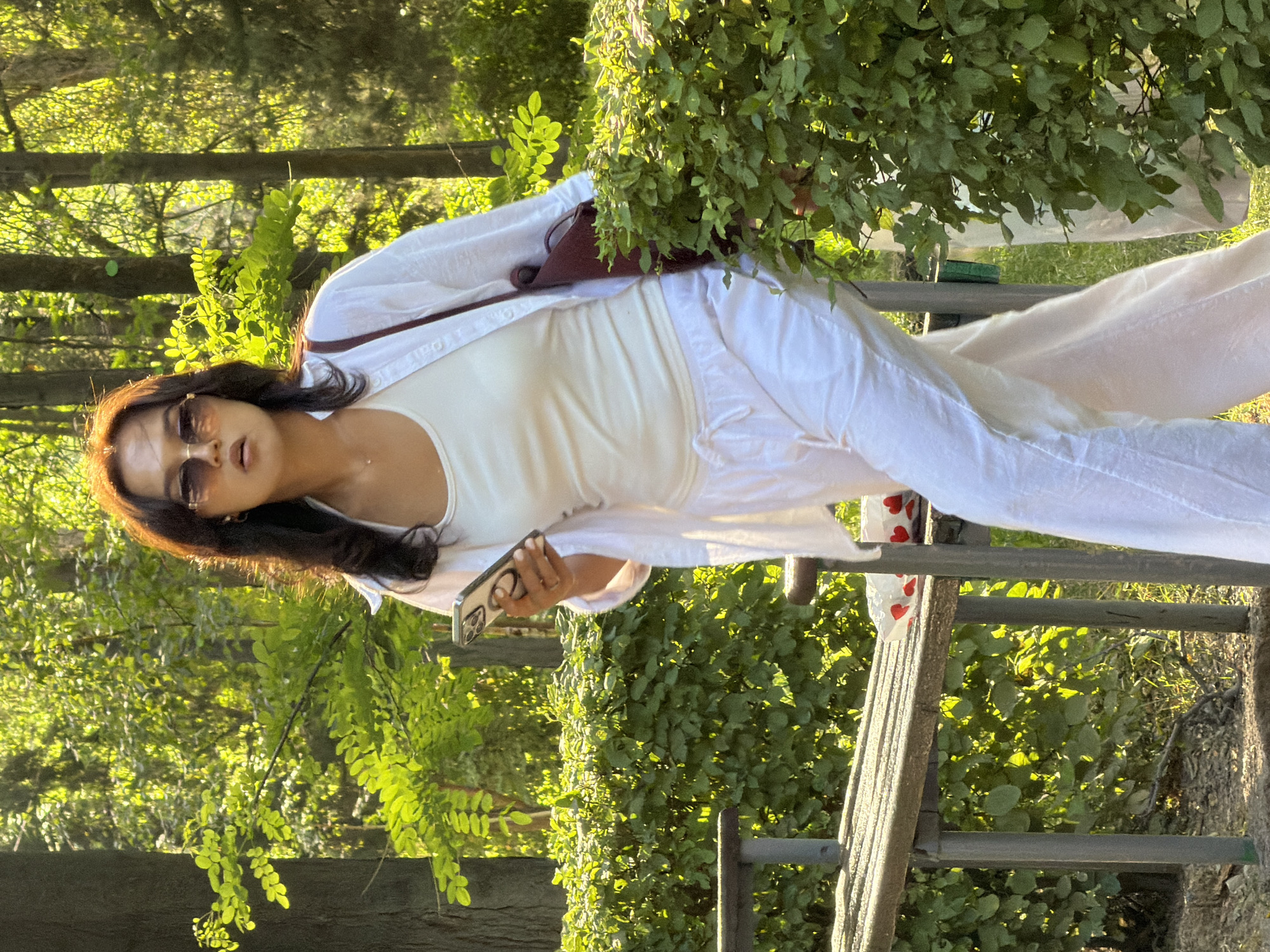 Afternoon park scenes: walking, sitting, relaxing outdoors