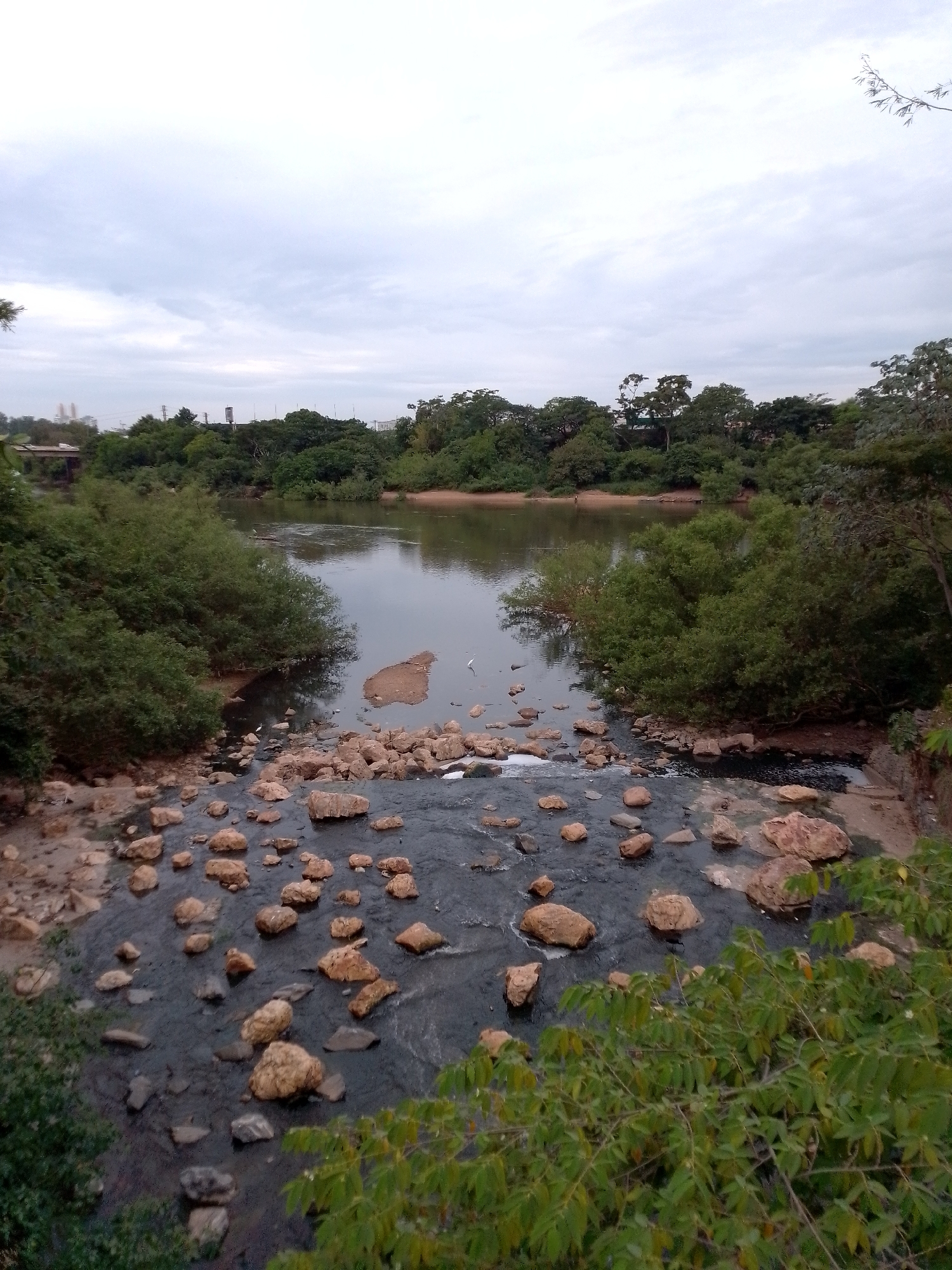 Tourist captures Cuiabá River landmarks in two-minute documentation