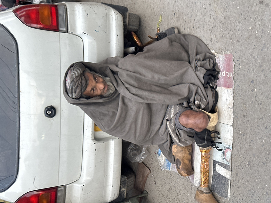 Daily street life documented across Quetta commercial districts