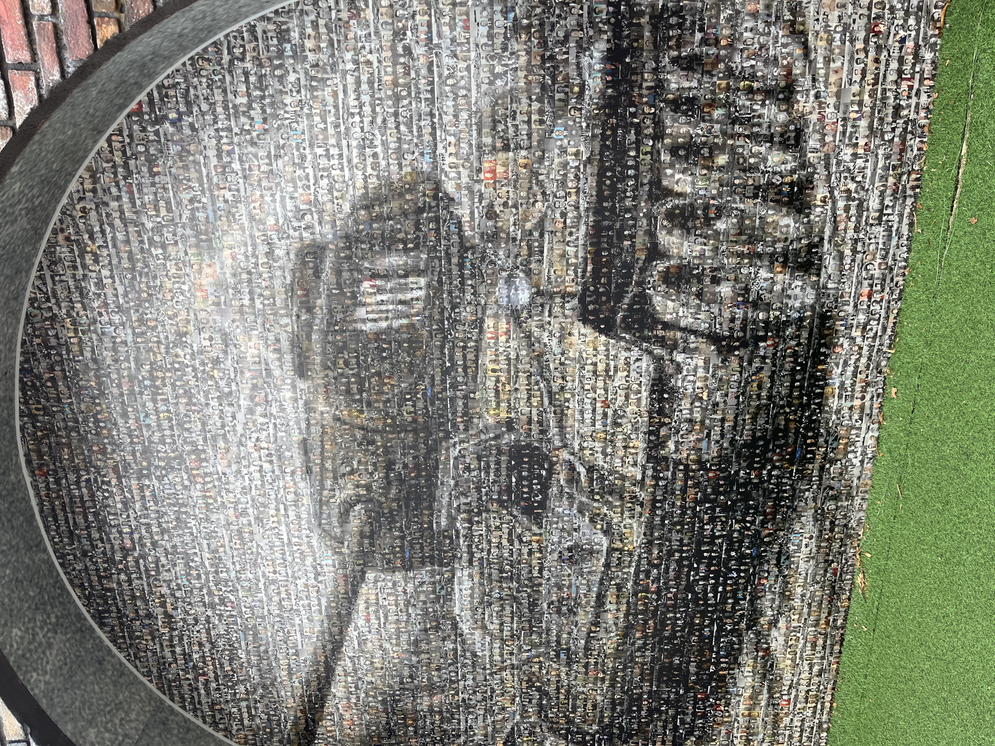 Street scenes and public art in Zelenogradsk, Russia