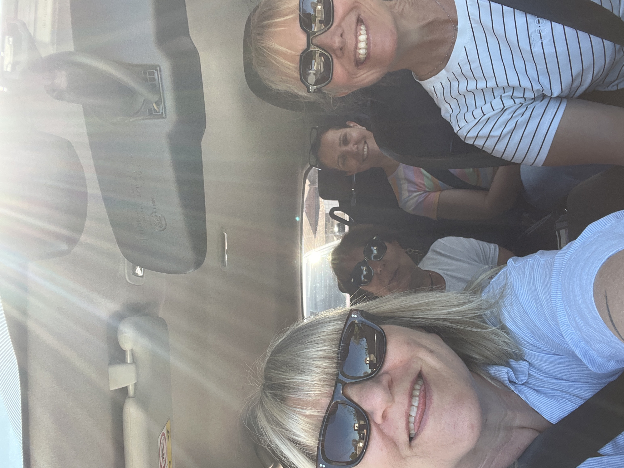 Four women in sunglasses spotted in car, Saint-Just-Saint-Rambert