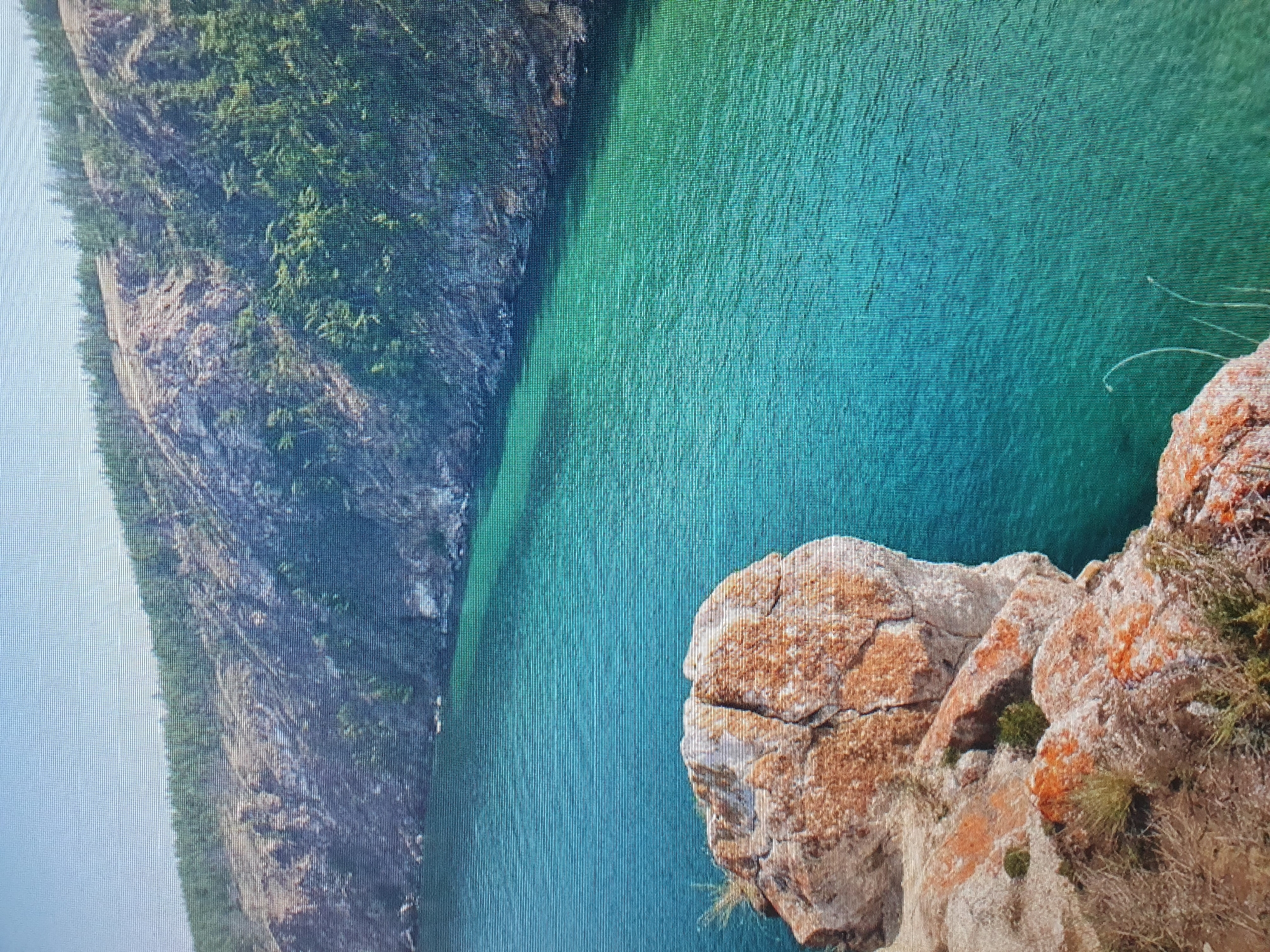 Mountain lakes, river stones, and fantasy landscapes from Central Asia