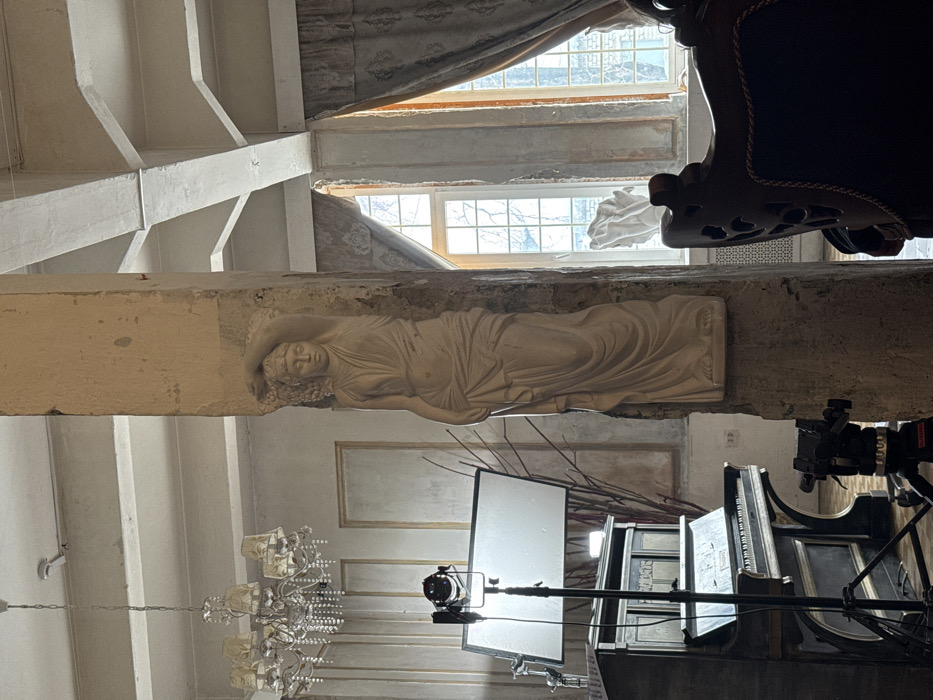 Moscow's historic venues and creative spaces documented in morning session