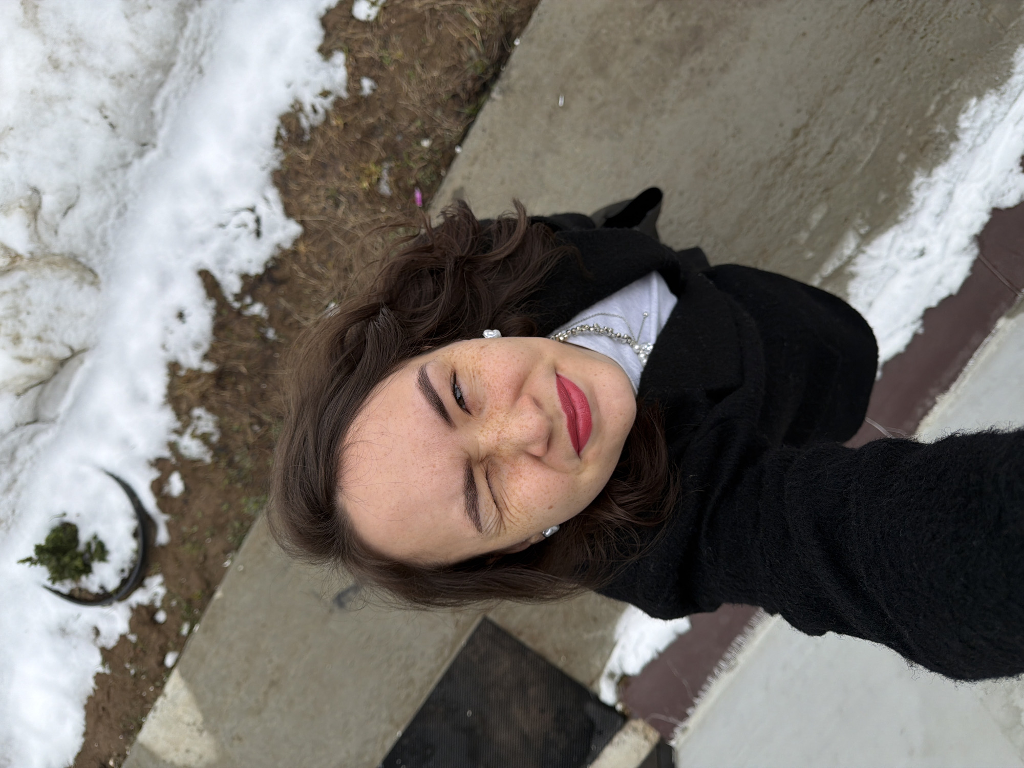 Early morning skincare routine documented in Chaikovsky, Russia