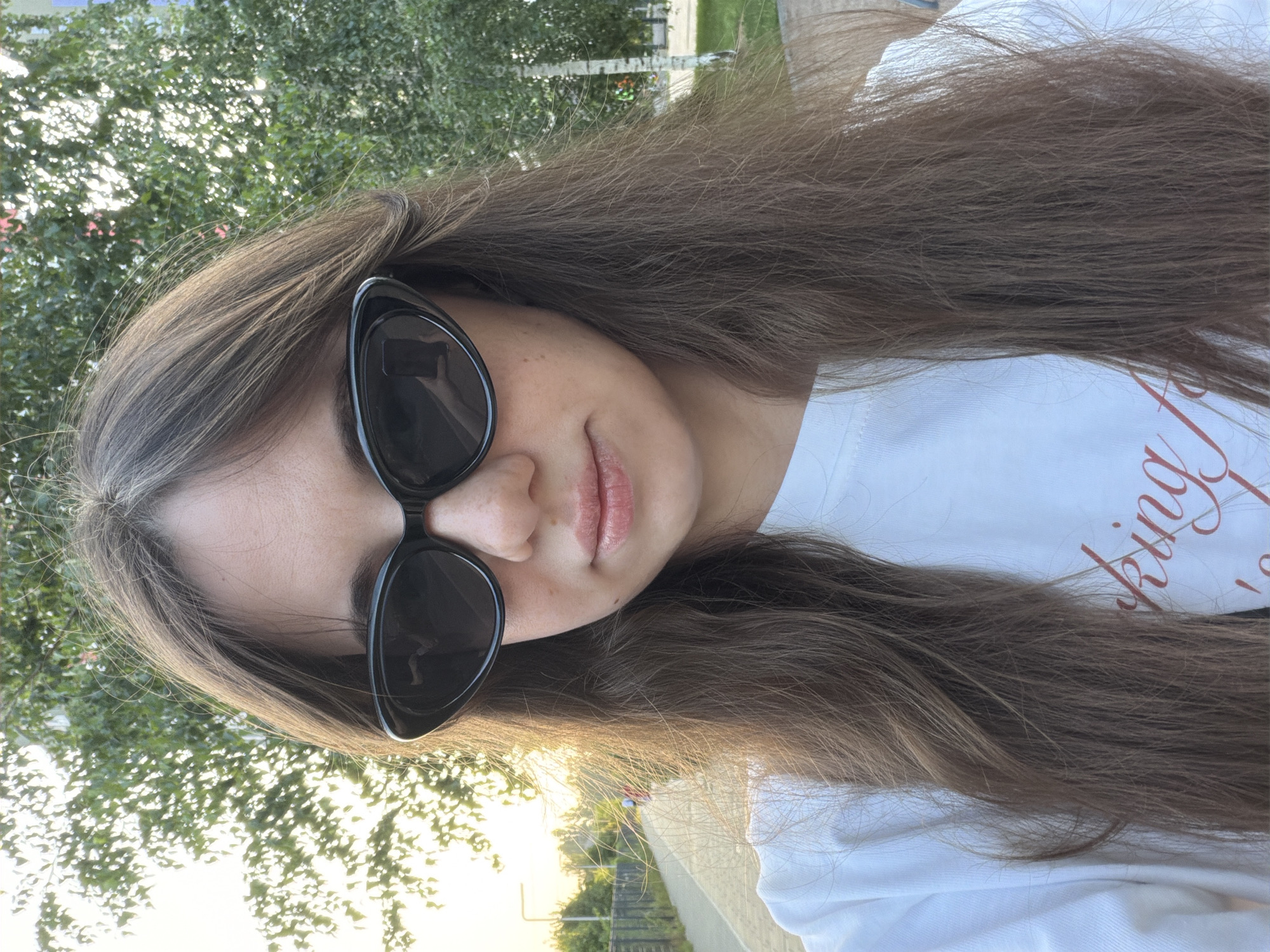 Afternoon in a Kyiv neighborhood: workouts, fruit trees, apartment blocks